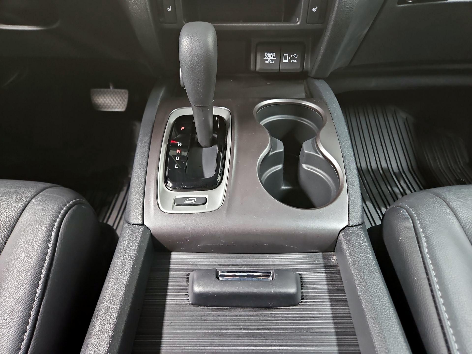 Thumbnail: 2020 Honda Pilot - 17