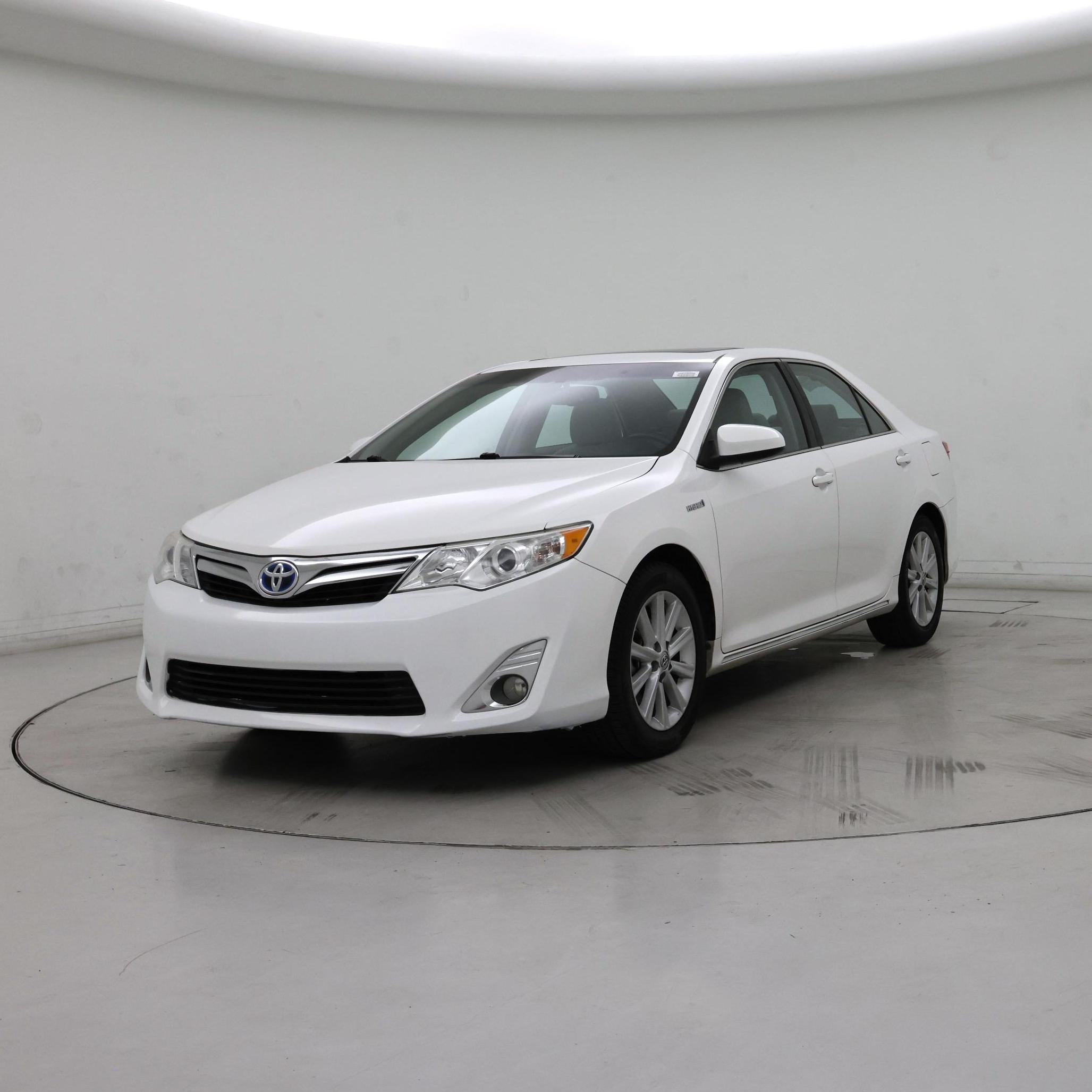 Thumbnail: 2014 Toyota Camry - 4