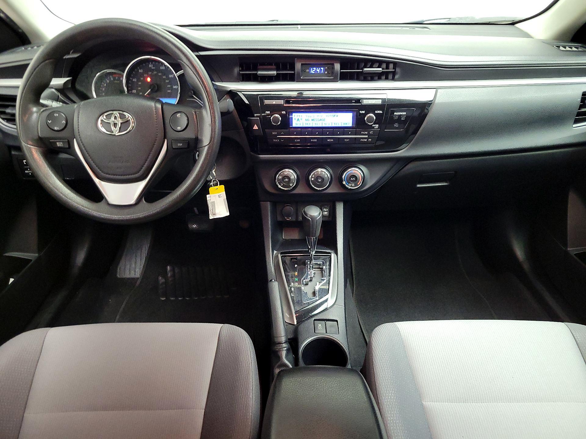 Thumbnail: 2014 Toyota Corolla - 9