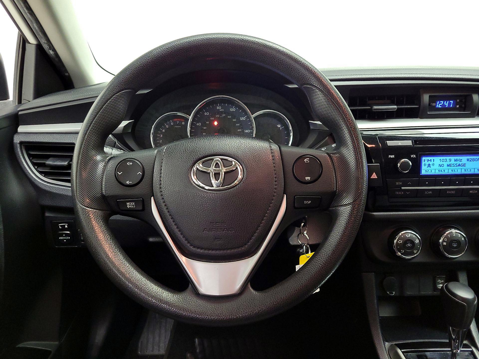 Thumbnail: 2014 Toyota Corolla - 10