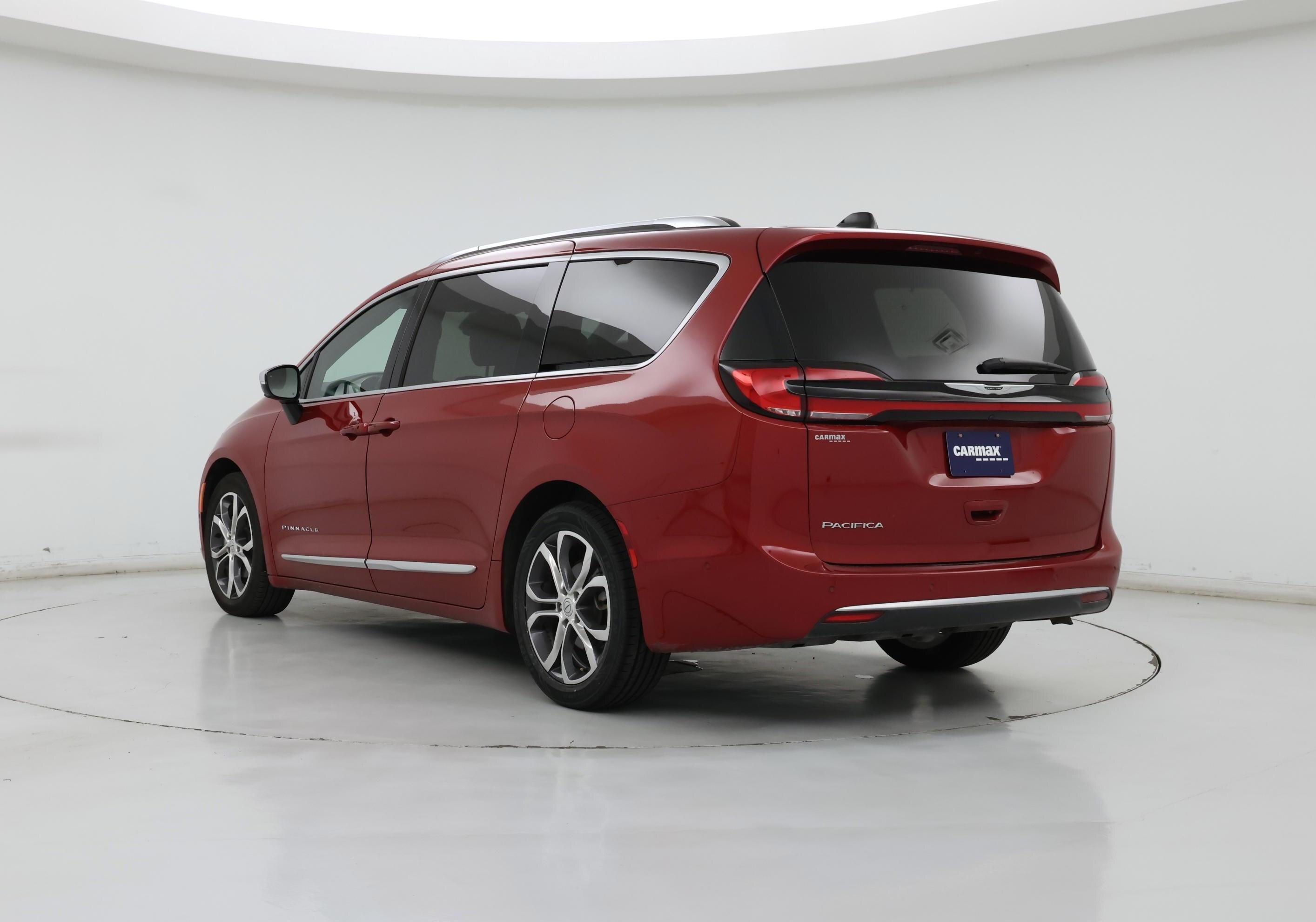 Thumbnail: 2025 Chrysler Pacifica - 2