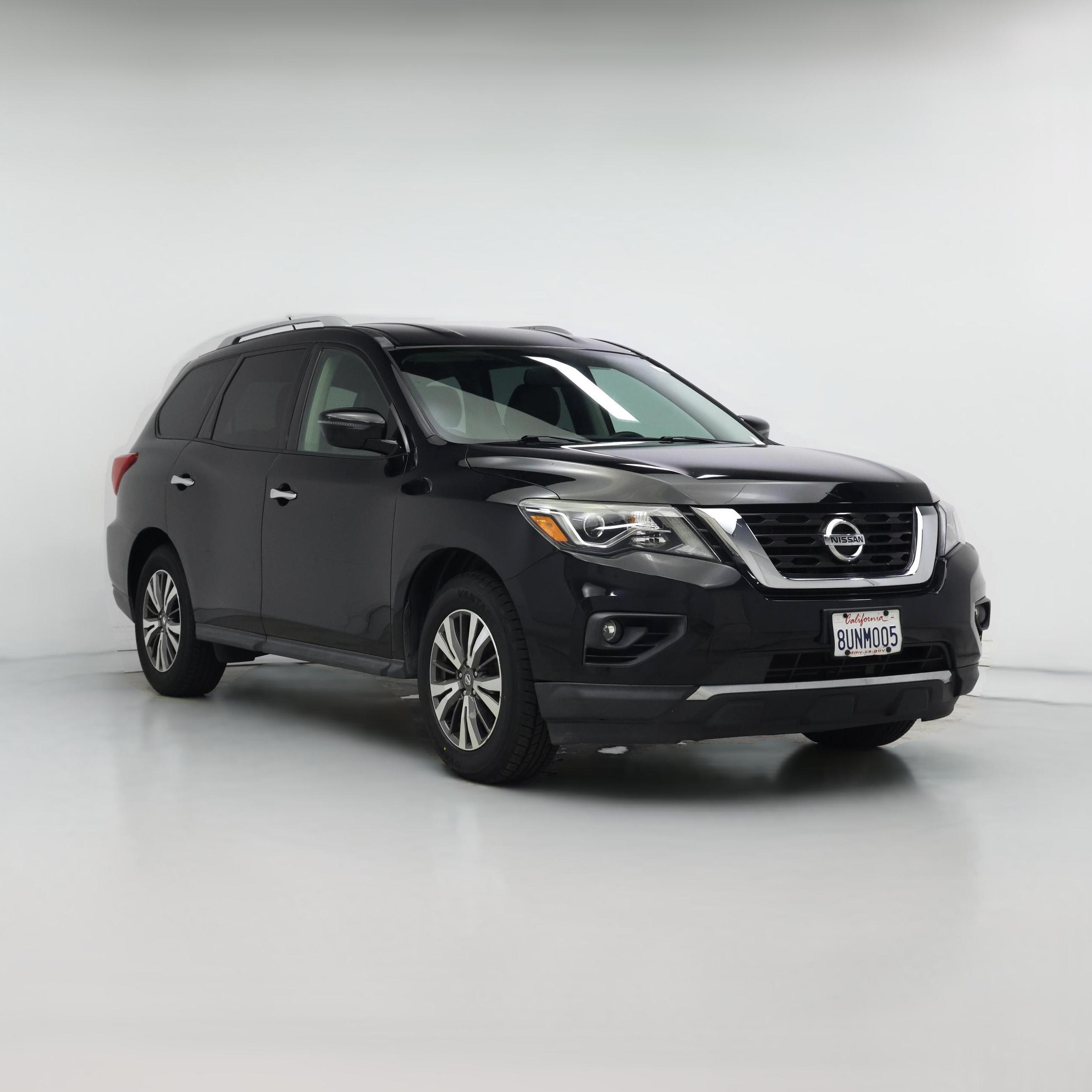 Thumbnail: 2017 Nissan Pathfinder - 1