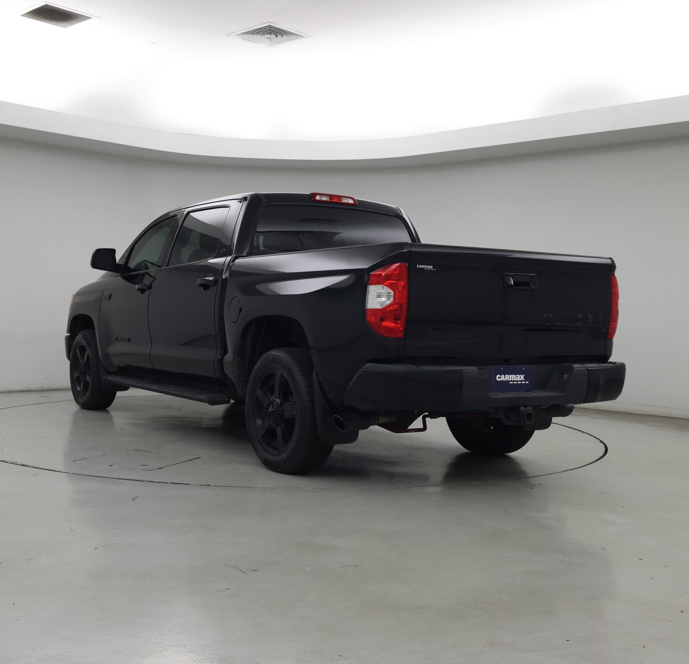 Thumbnail: 2018 Toyota Tundra - 2