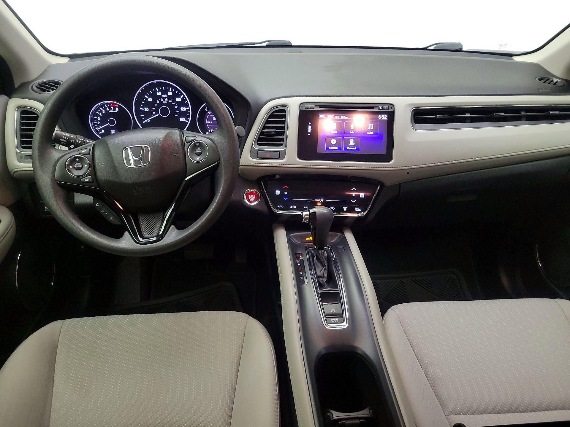 Thumbnail: 2016 Honda HR-V - 9