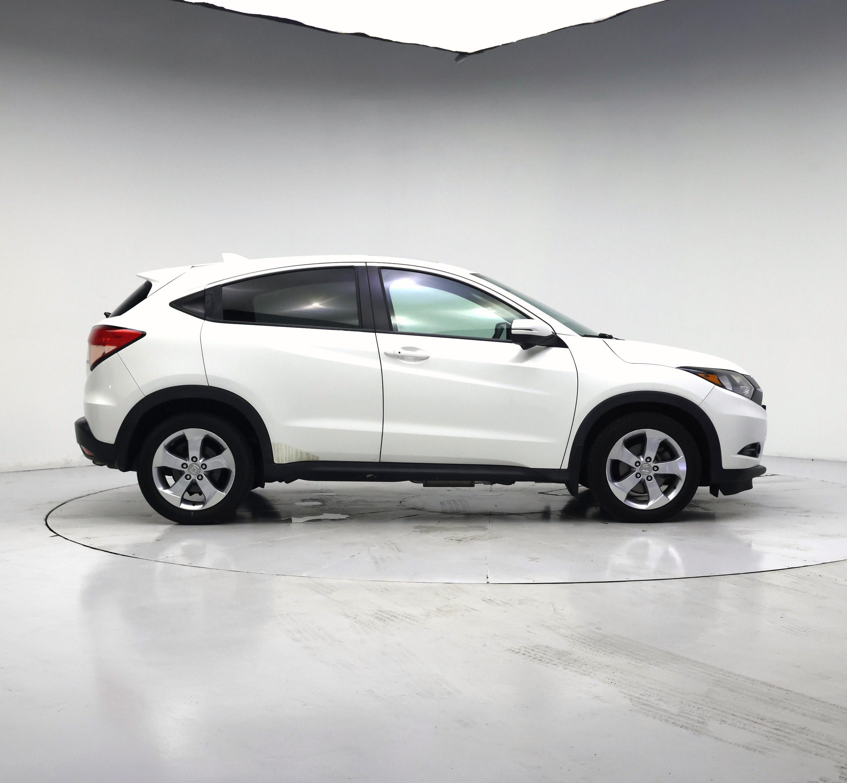 Thumbnail: 2016 Honda HR-V - 7