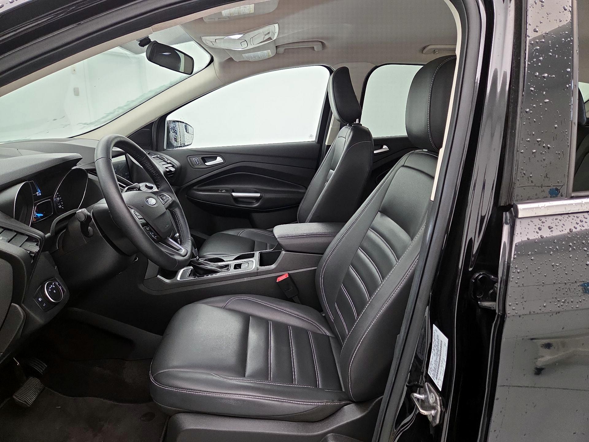 Thumbnail: 2019 Ford Escape - 11