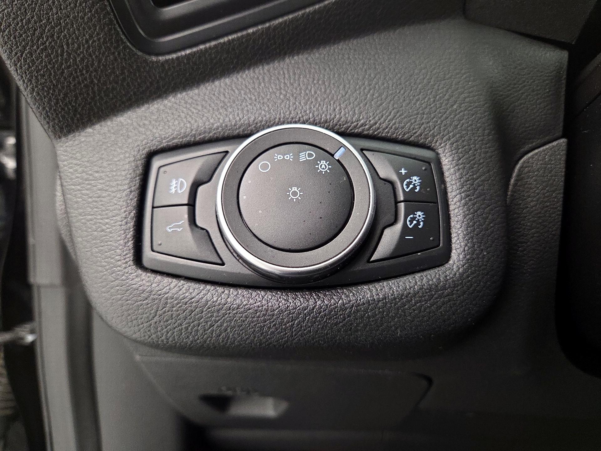 Thumbnail: 2019 Ford Escape - 13