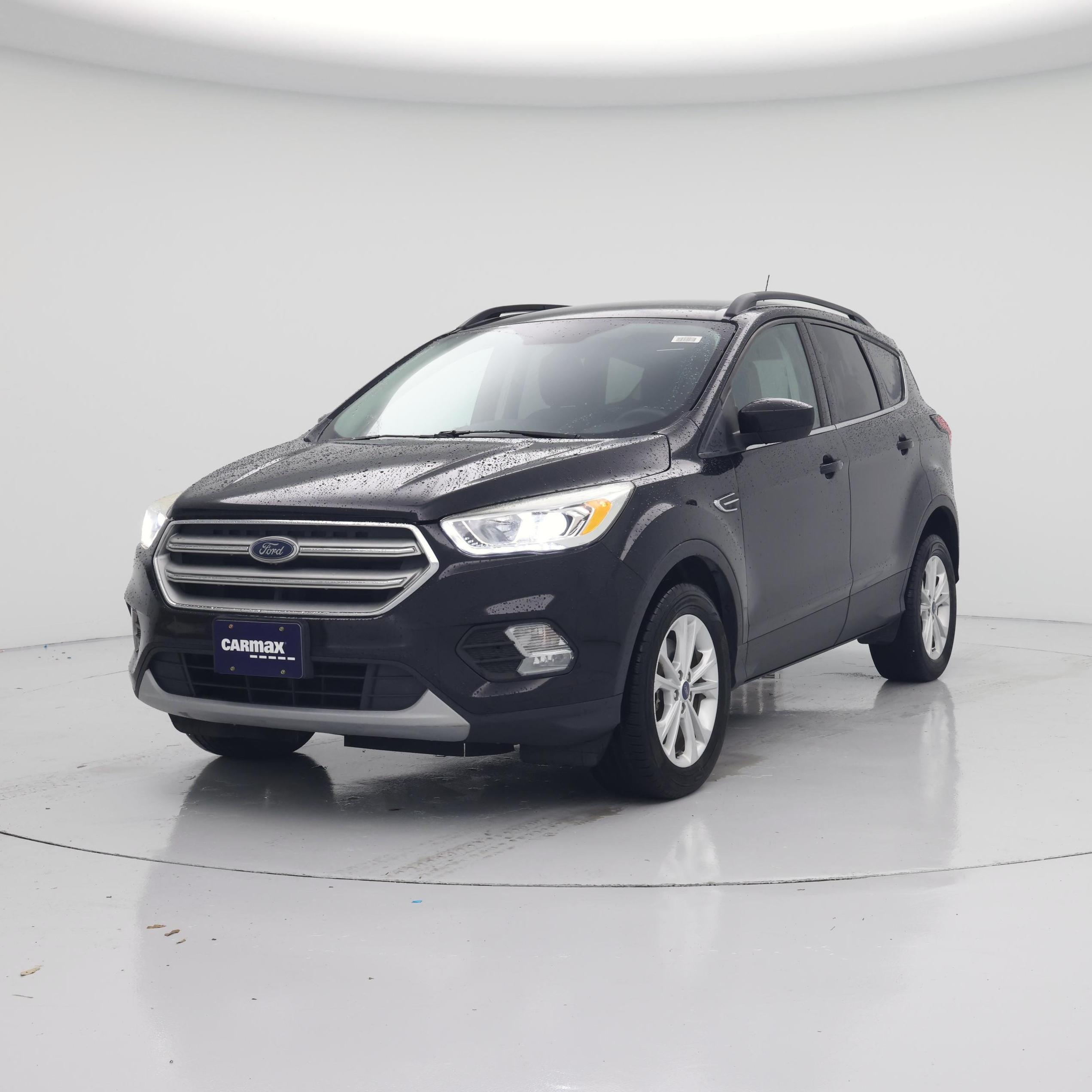 Thumbnail: 2019 Ford Escape - 4