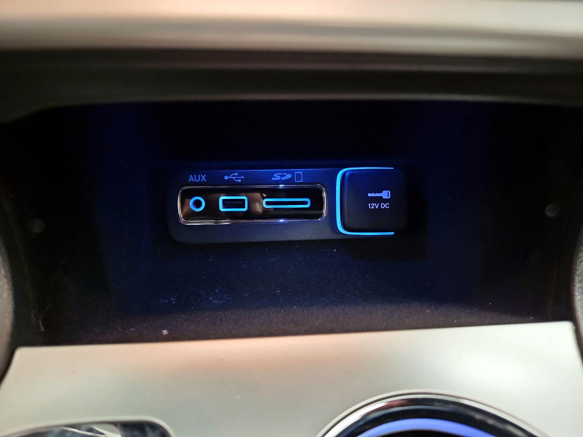 Thumbnail: 2016 Jeep Grand Cherokee - 19