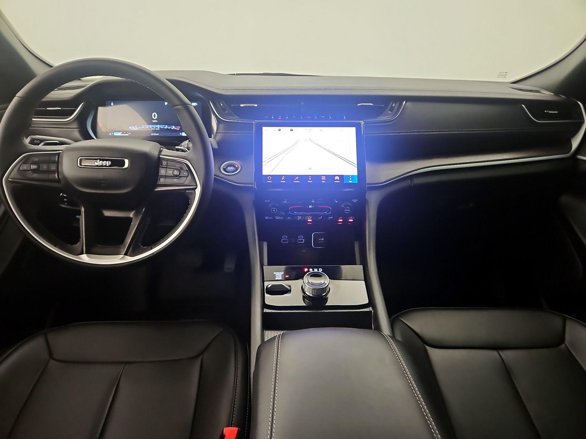 Thumbnail: 2025 Jeep Grand Cherokee - 9