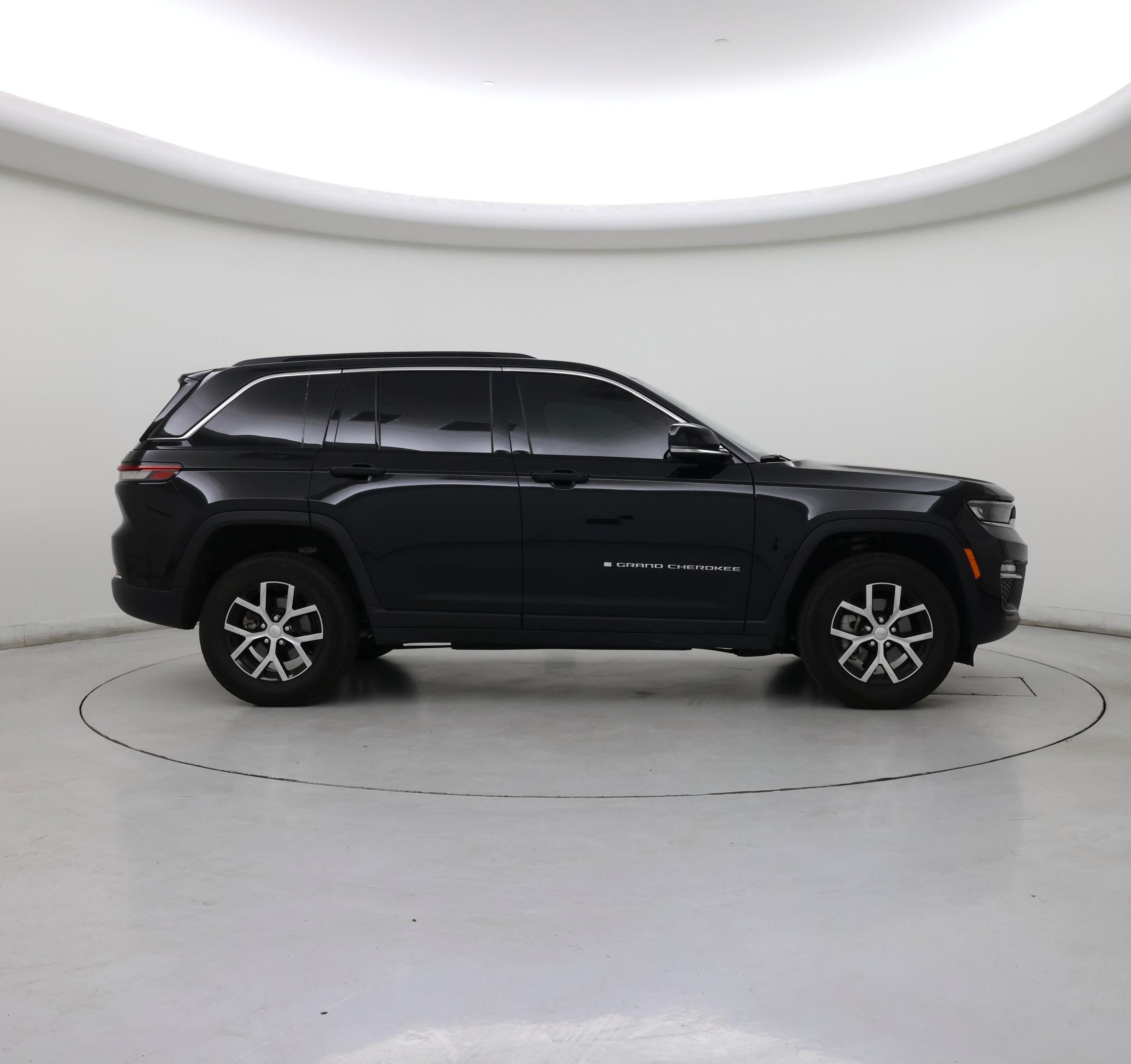 Thumbnail: 2025 Jeep Grand Cherokee - 7