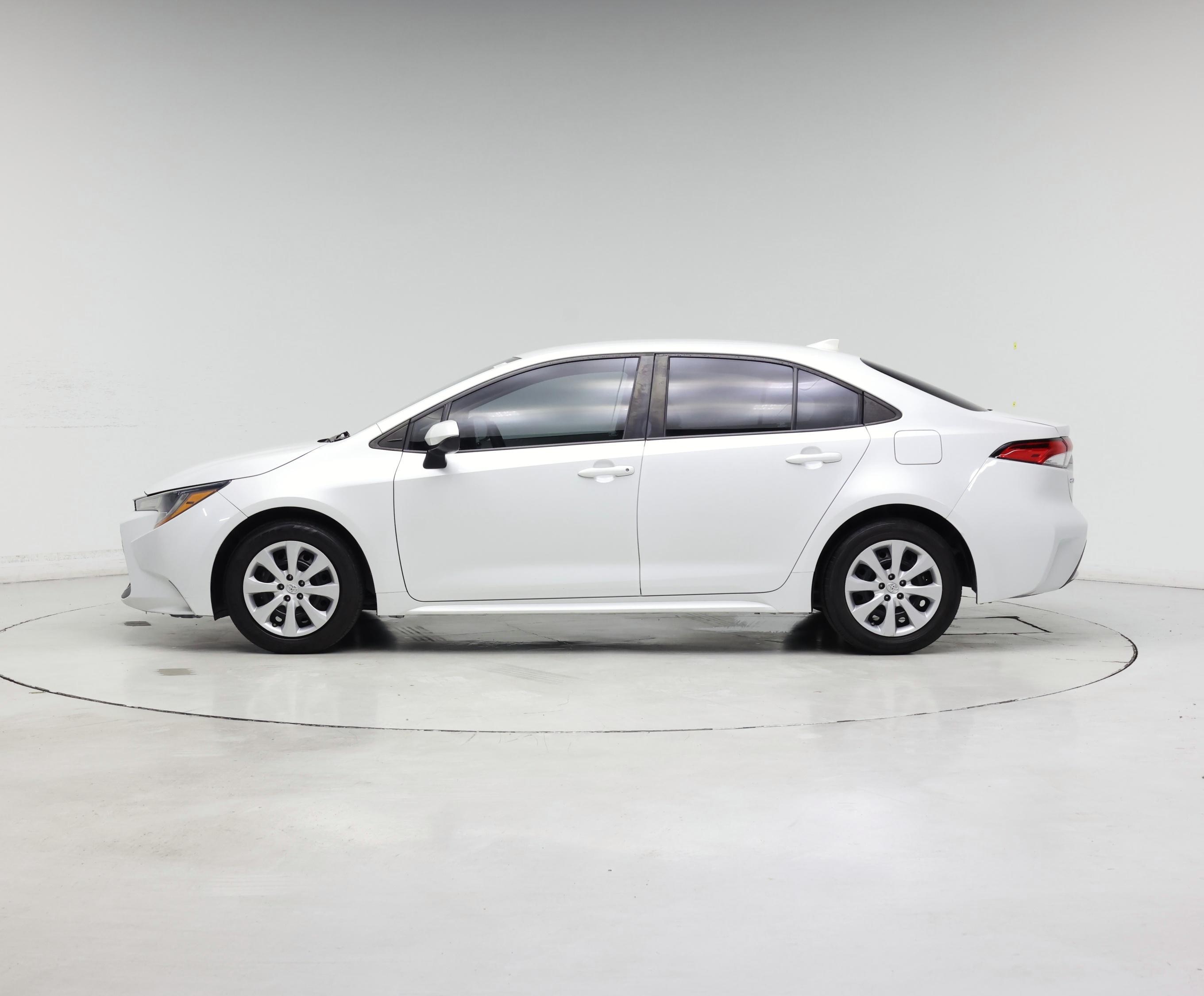 Thumbnail: 2022 Toyota Corolla - 3