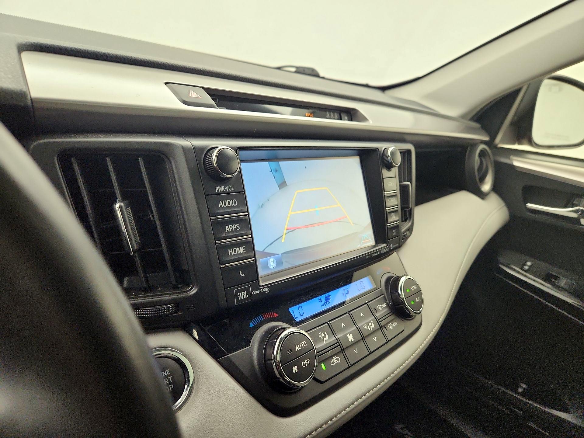 Thumbnail: 2018 Toyota RAV4 - 14