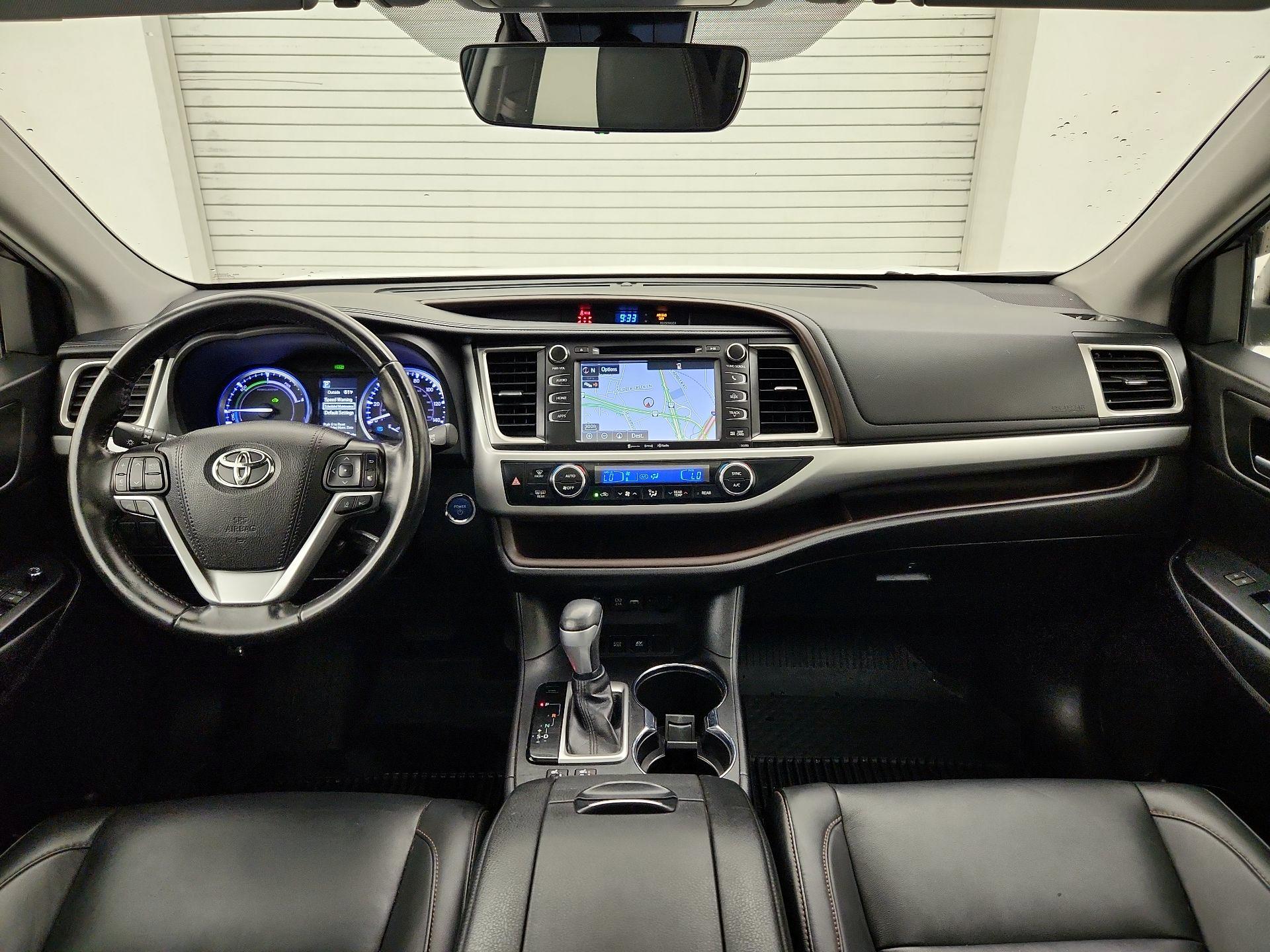 Thumbnail: 2019 Toyota Highlander - 9