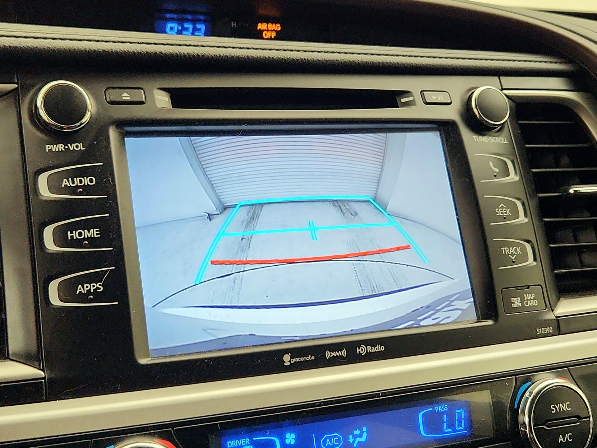 Thumbnail: 2019 Toyota Highlander - 15