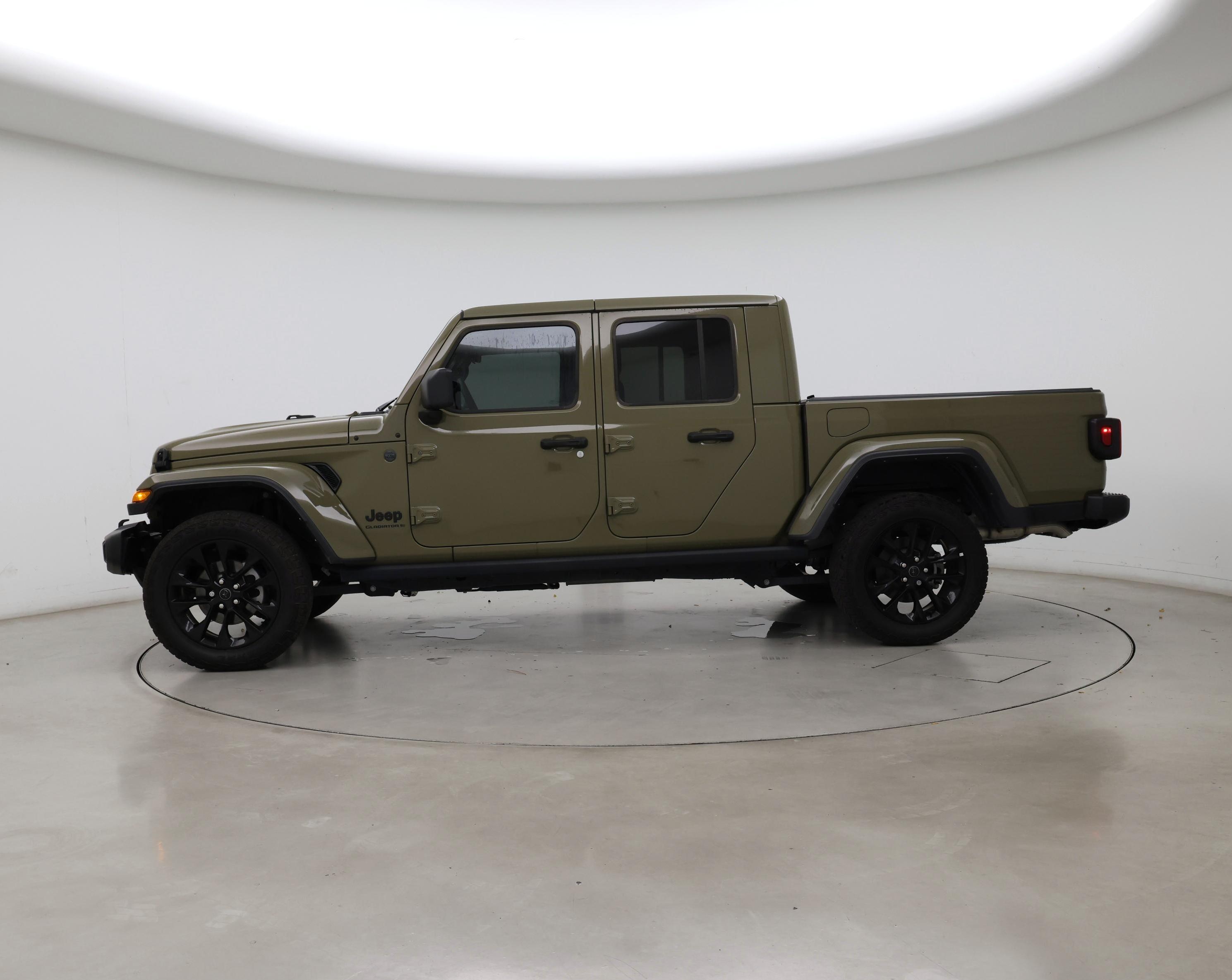 Thumbnail: 2025 Jeep Gladiator - 3