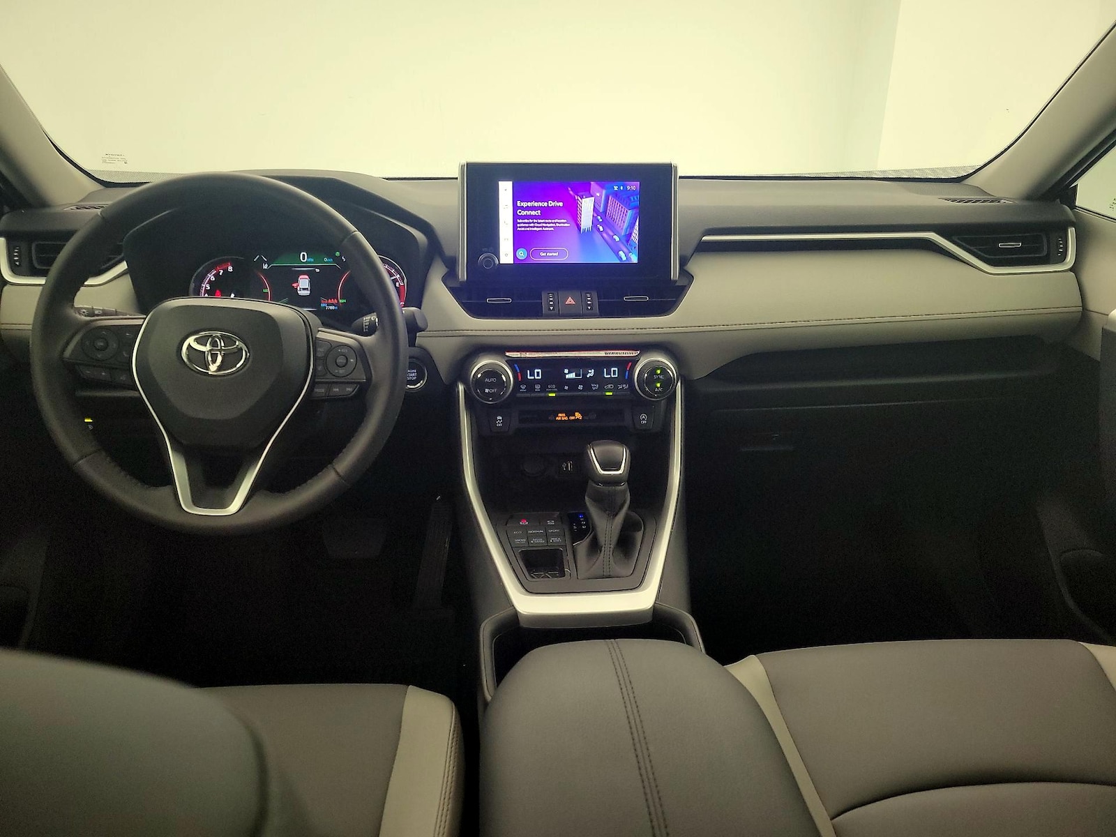 2025 Toyota RAV4 XLE Premium - Photo 10