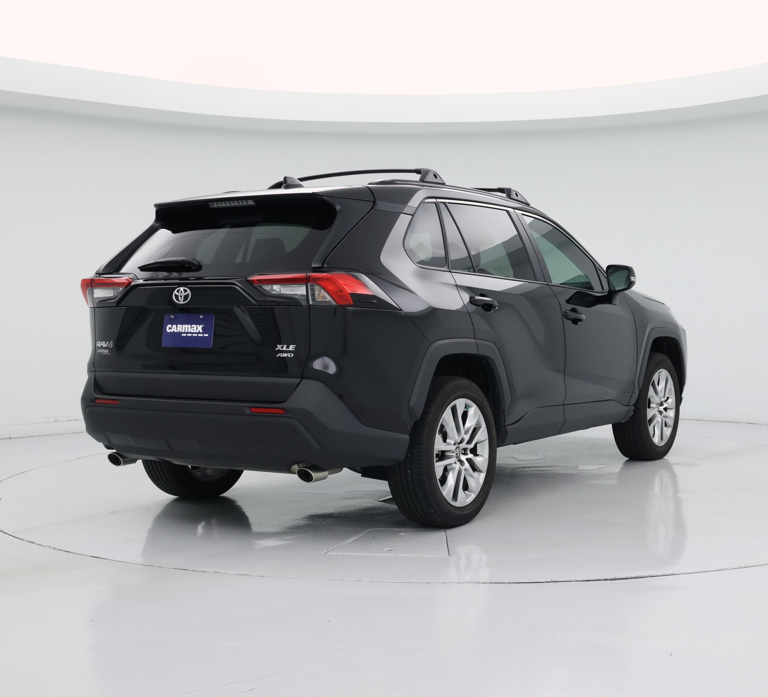 Thumbnail: 2025 Toyota RAV4 - 8