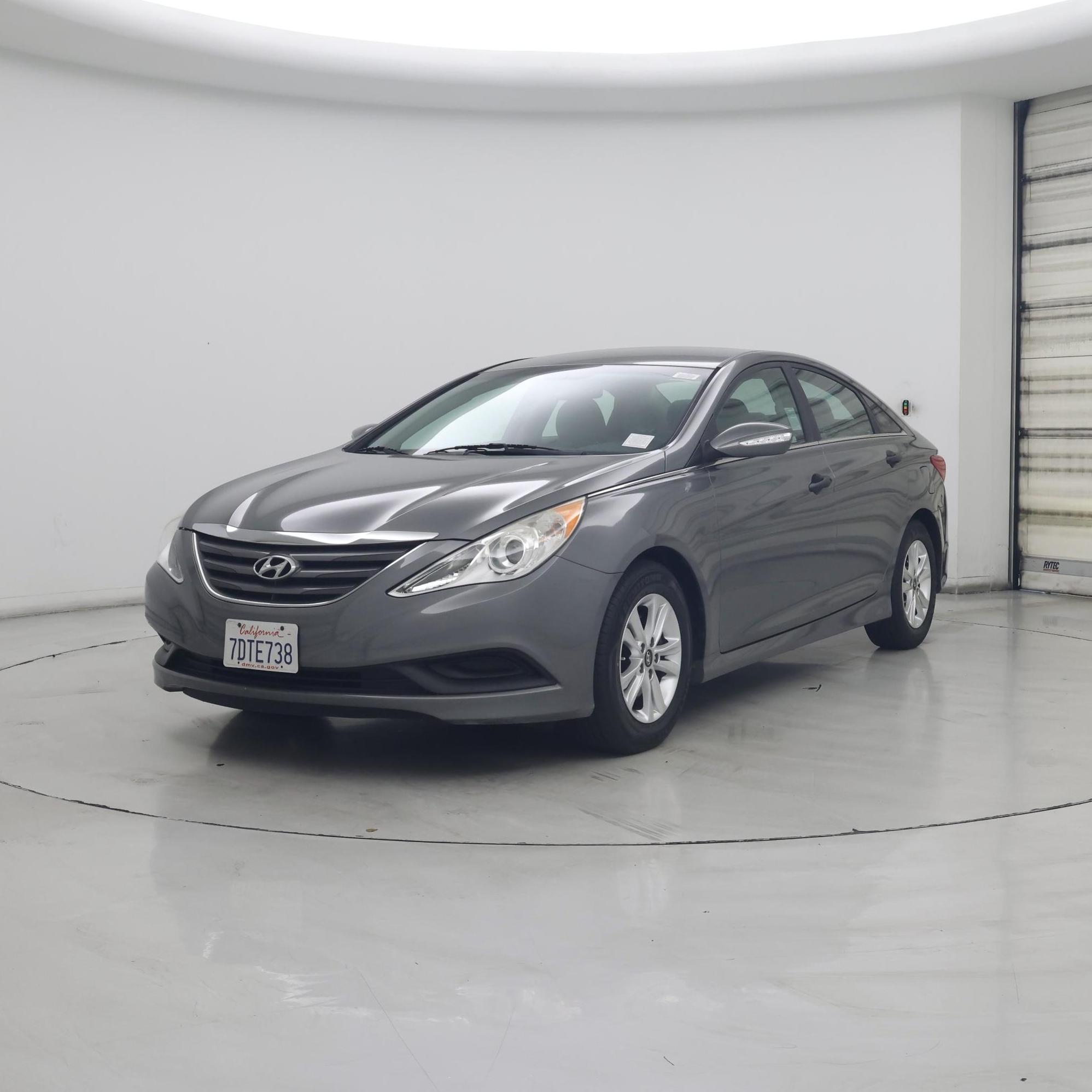 Thumbnail: 2014 Hyundai Sonata - 4