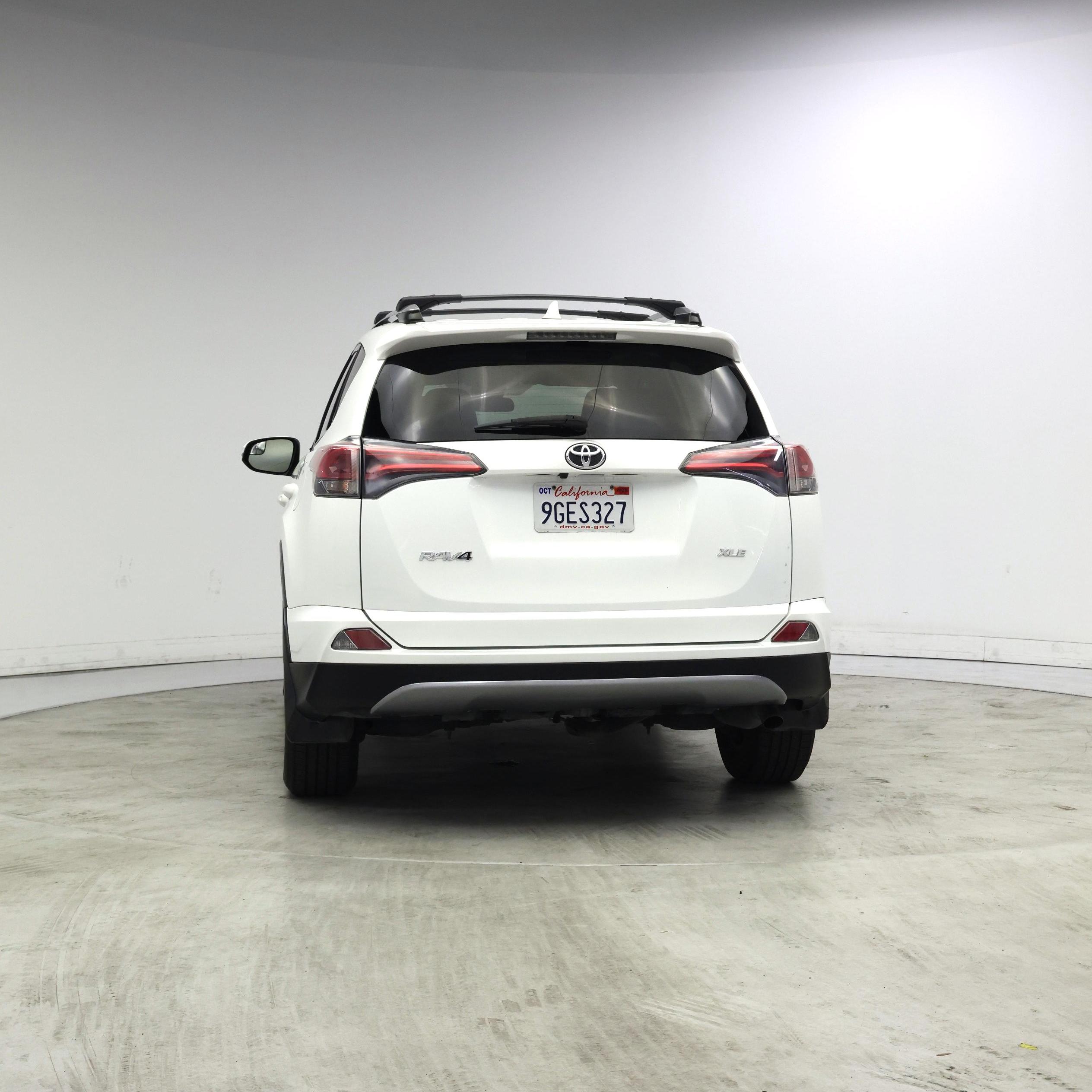 Thumbnail: 2017 Toyota RAV4 - 6