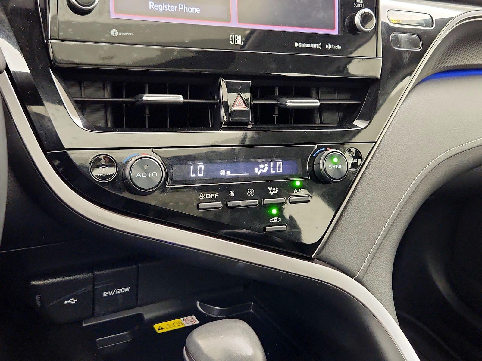 2023 Toyota Camry XSE - Photo 17