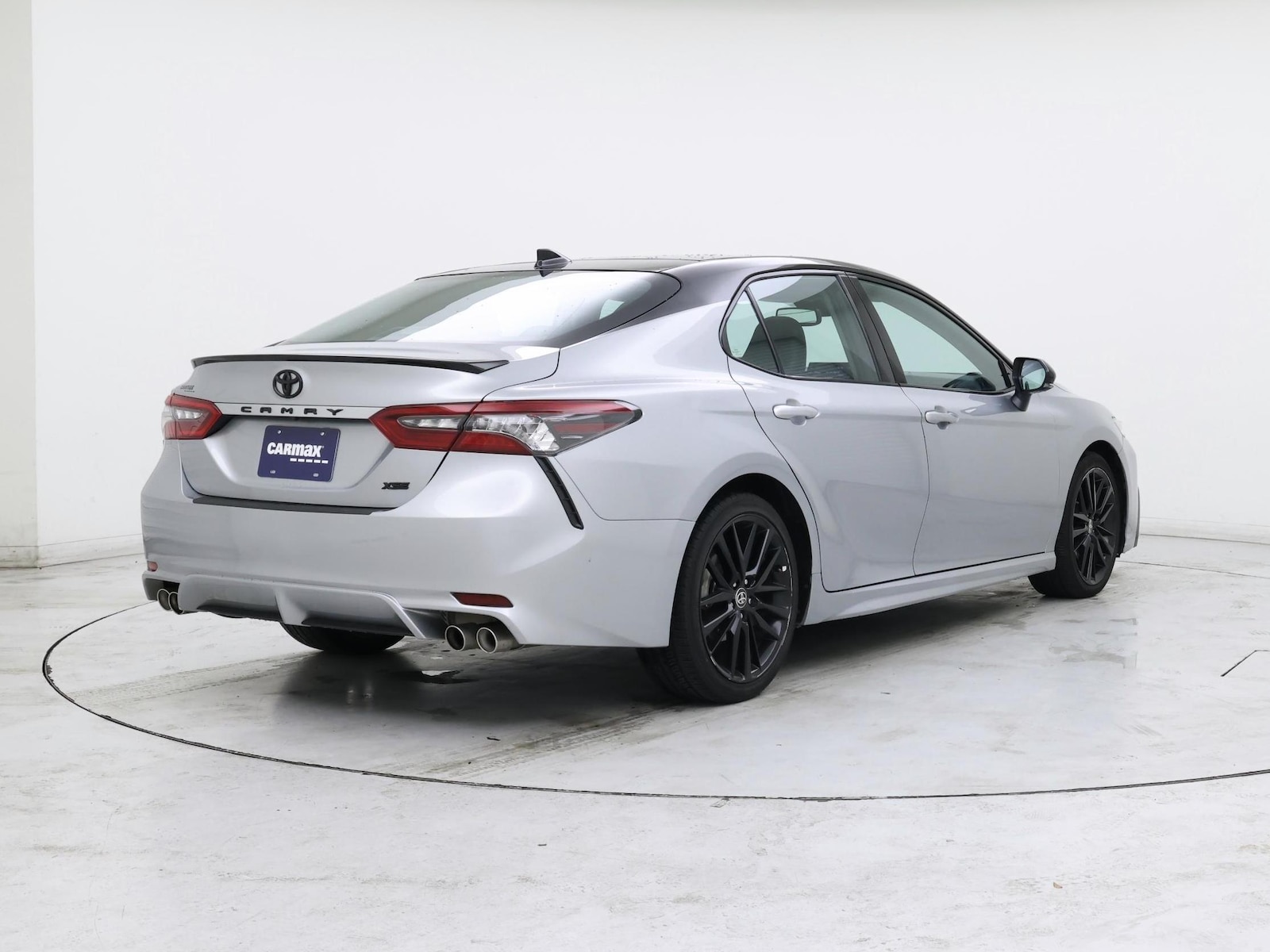 2023 Toyota Camry XSE - Photo 9