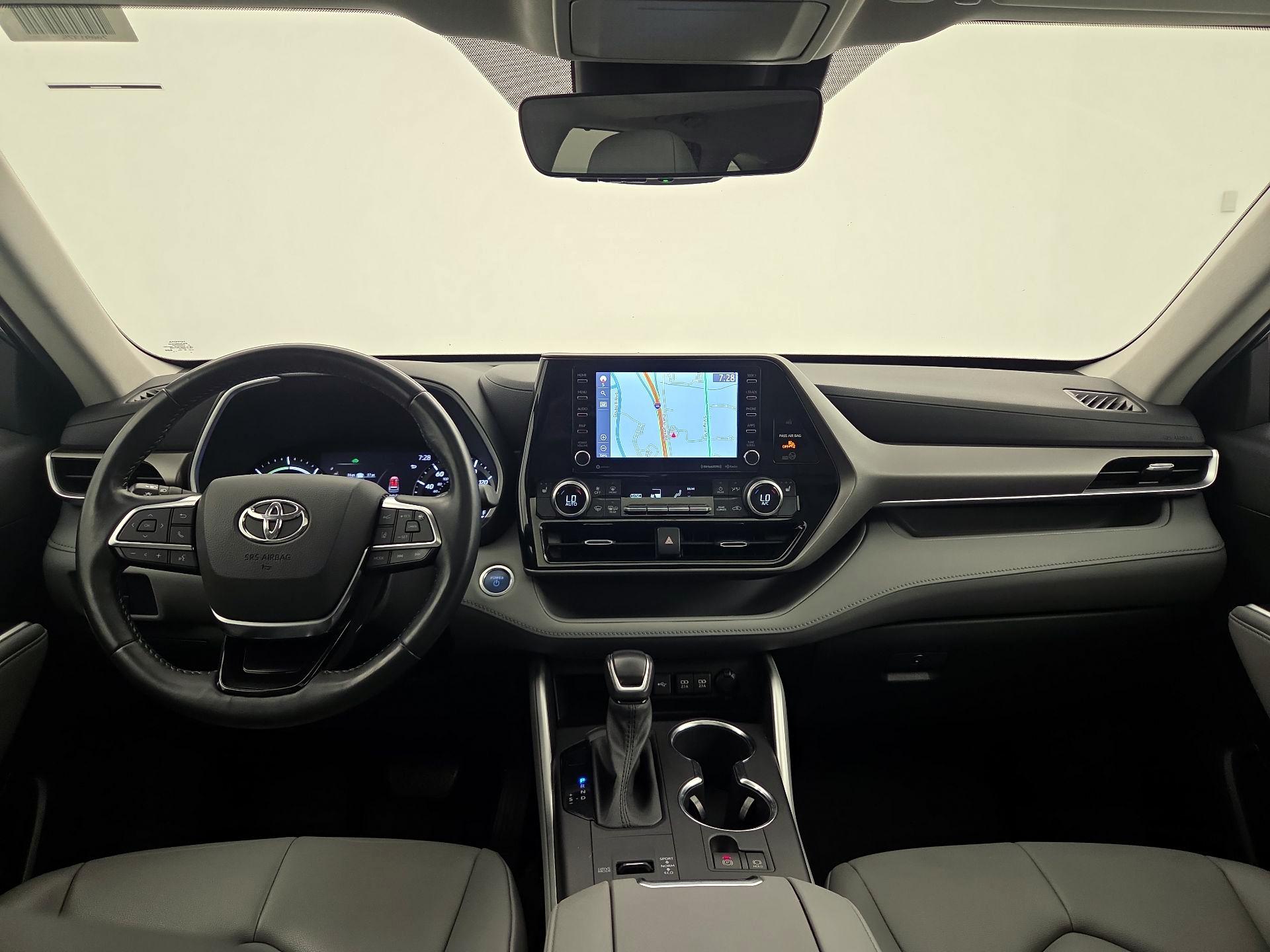Thumbnail: 2020 Toyota Highlander - 9