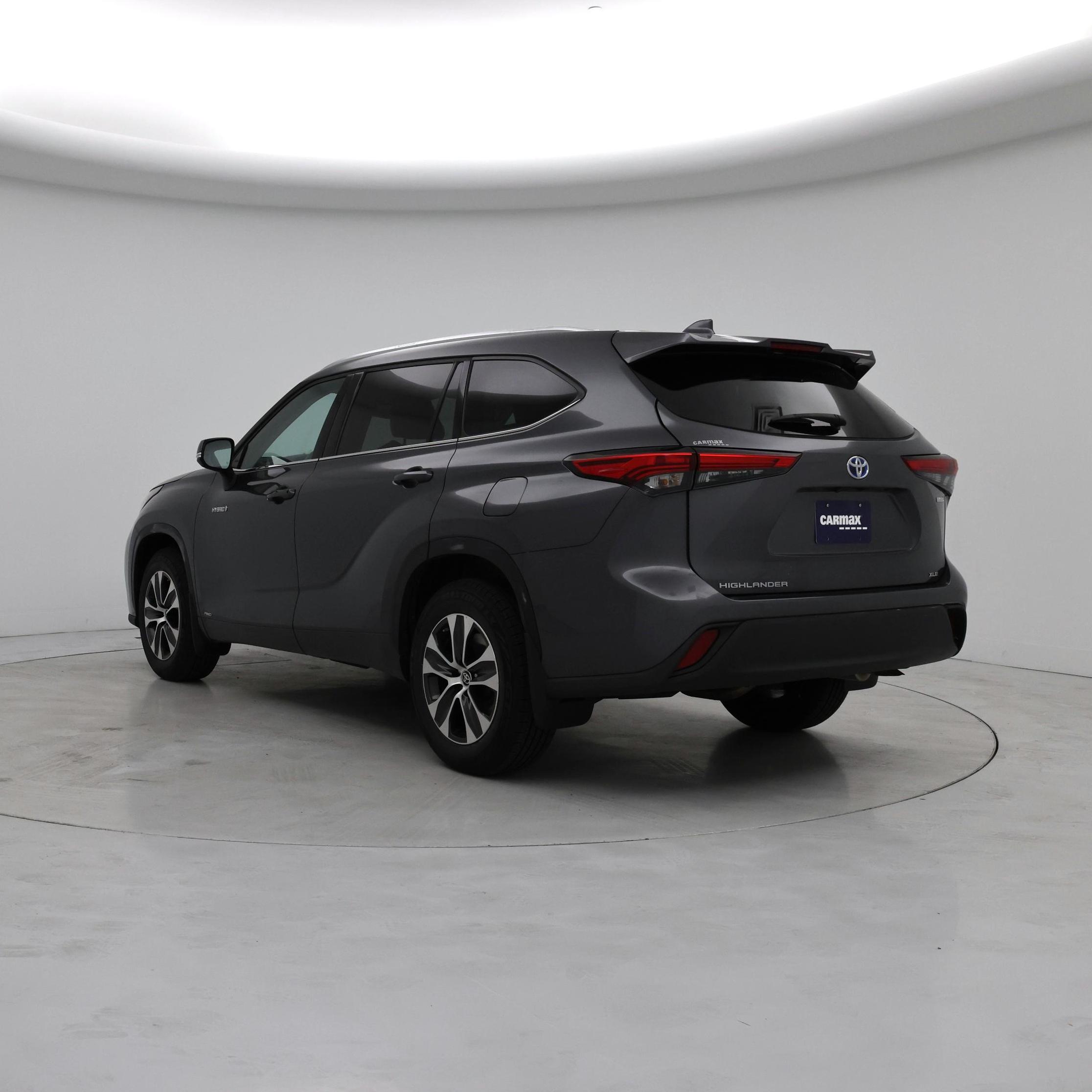 Thumbnail: 2020 Toyota Highlander - 2