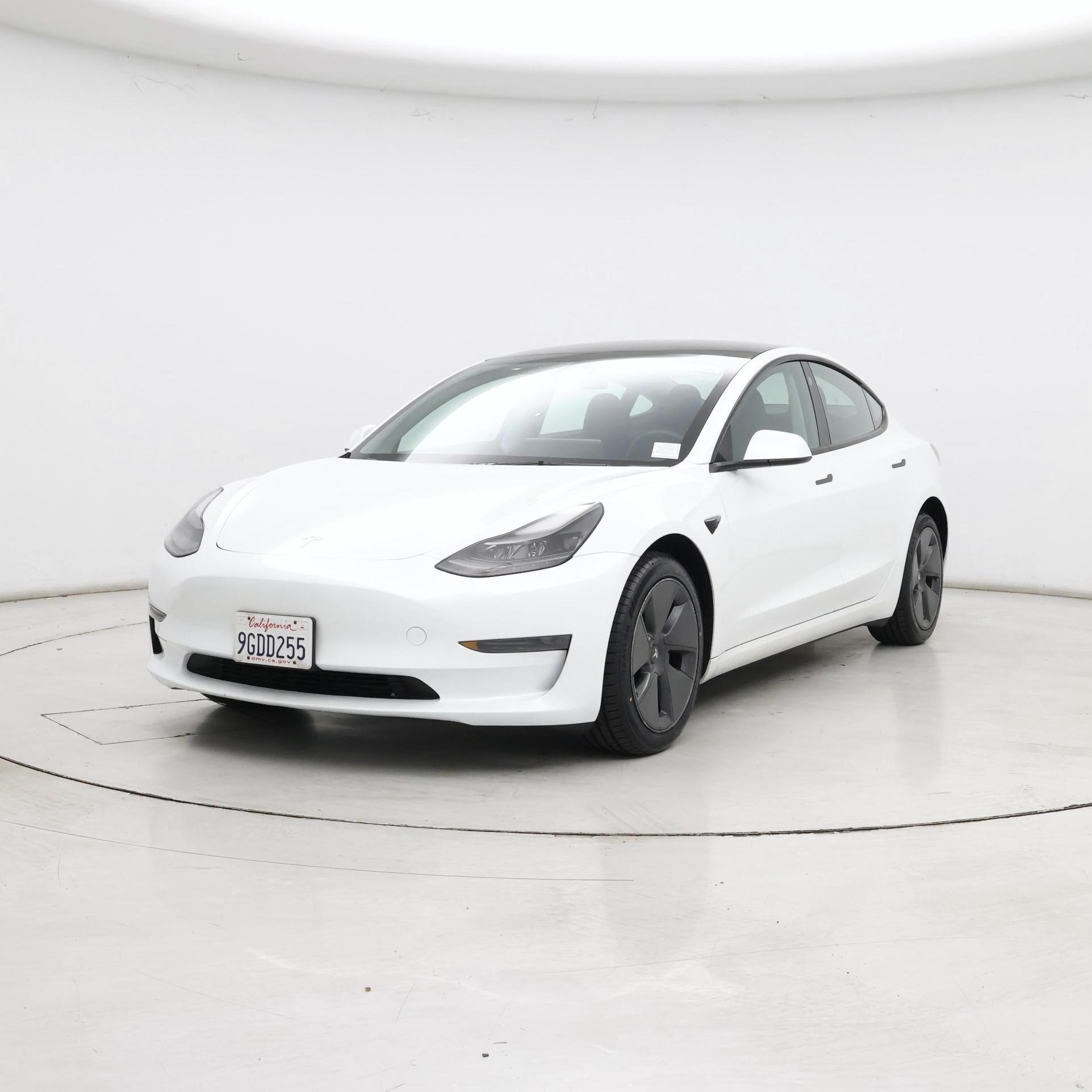 Thumbnail: 2023 Tesla Model 3 - 4