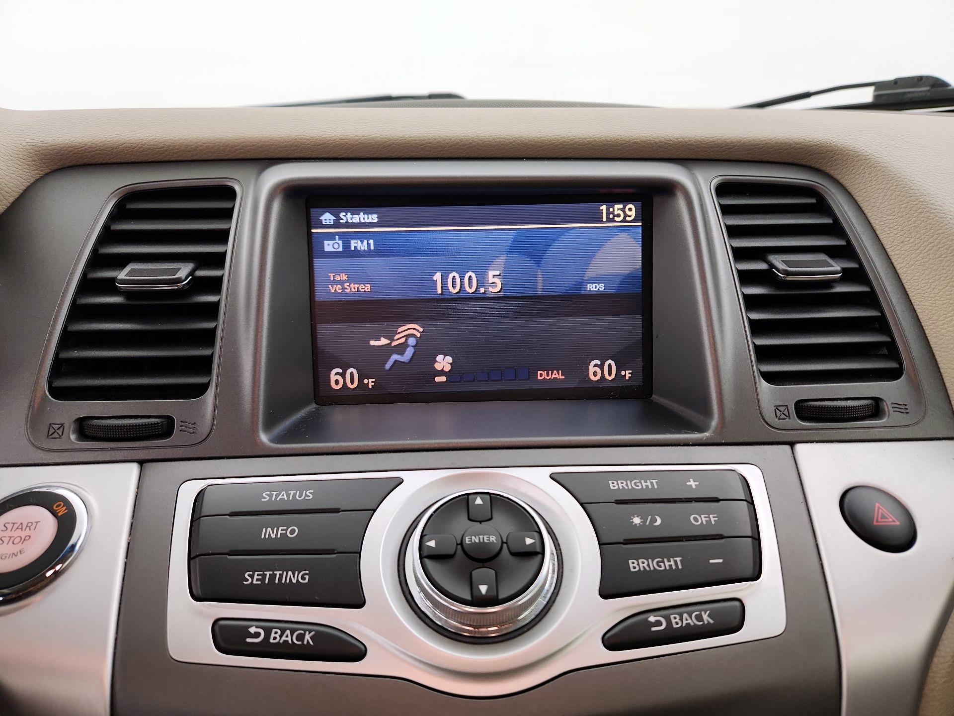 Thumbnail: 2014 Nissan Murano - 15