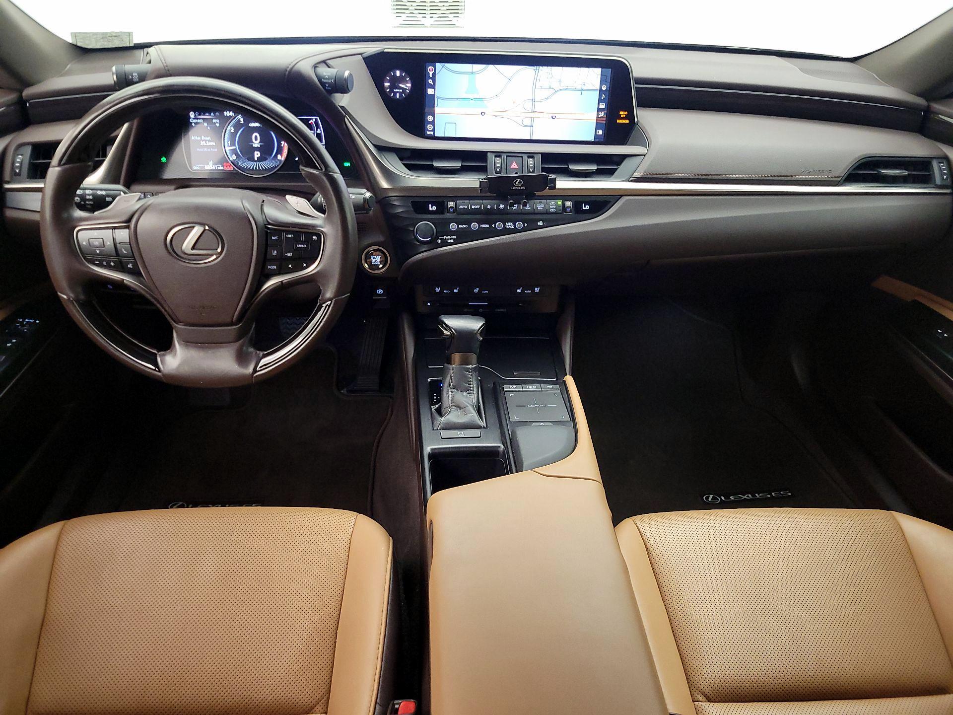Thumbnail: 2020 Lexus ES - 9