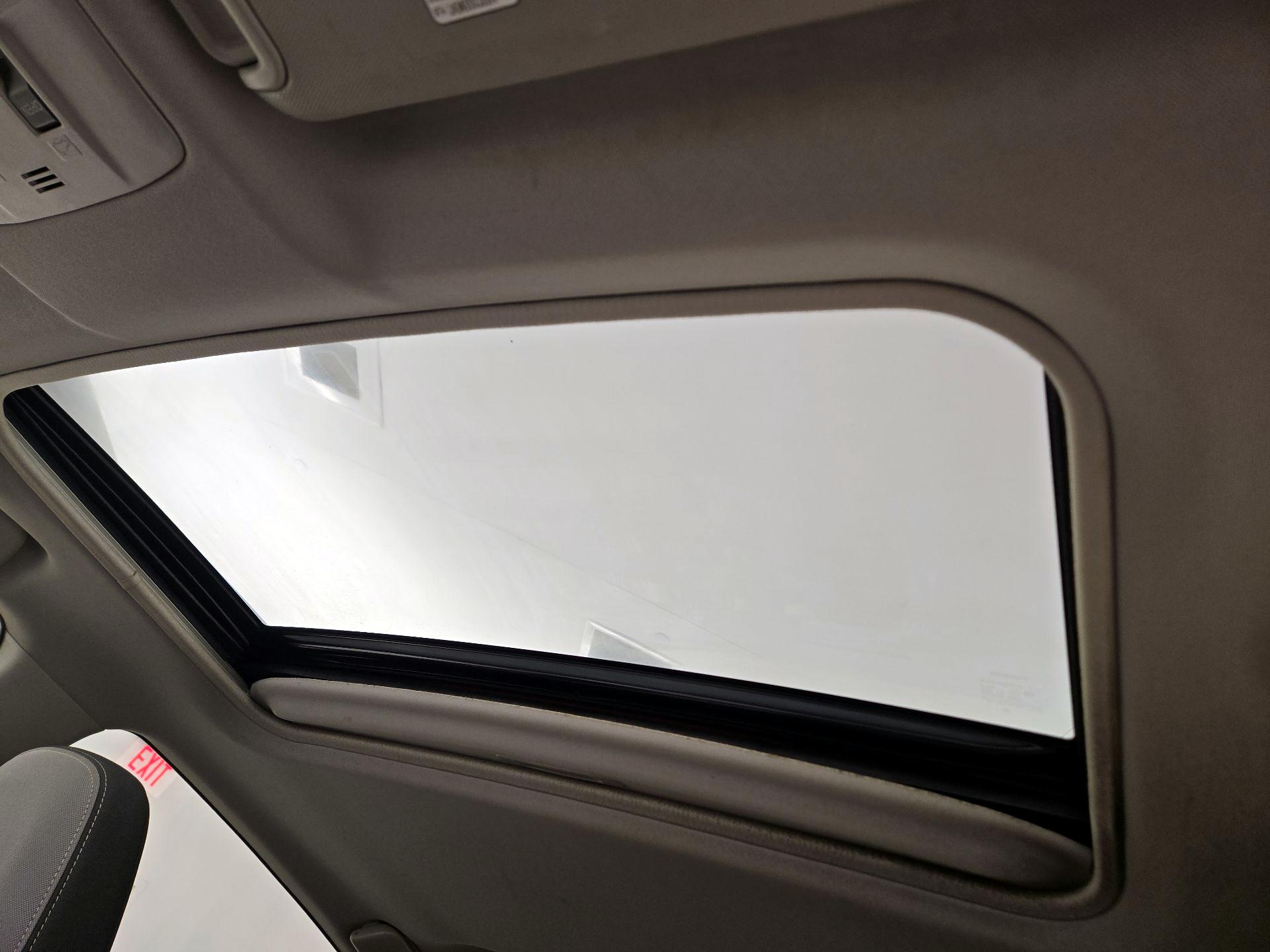 Thumbnail: 2014 Toyota RAV4 - 19
