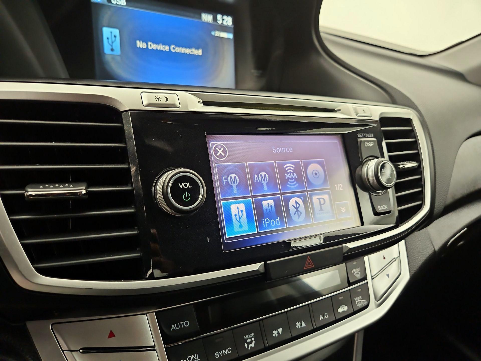 Thumbnail: 2015 Honda Accord - 15