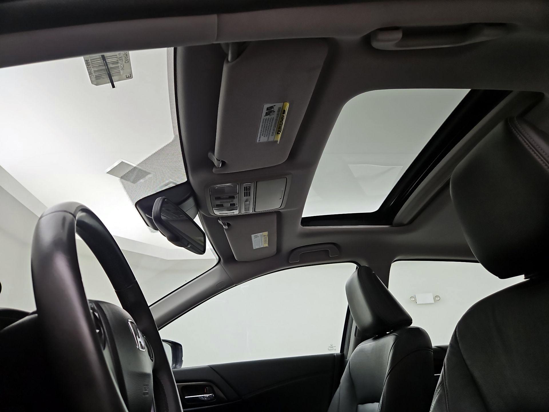 Thumbnail: 2015 Honda Accord - 19