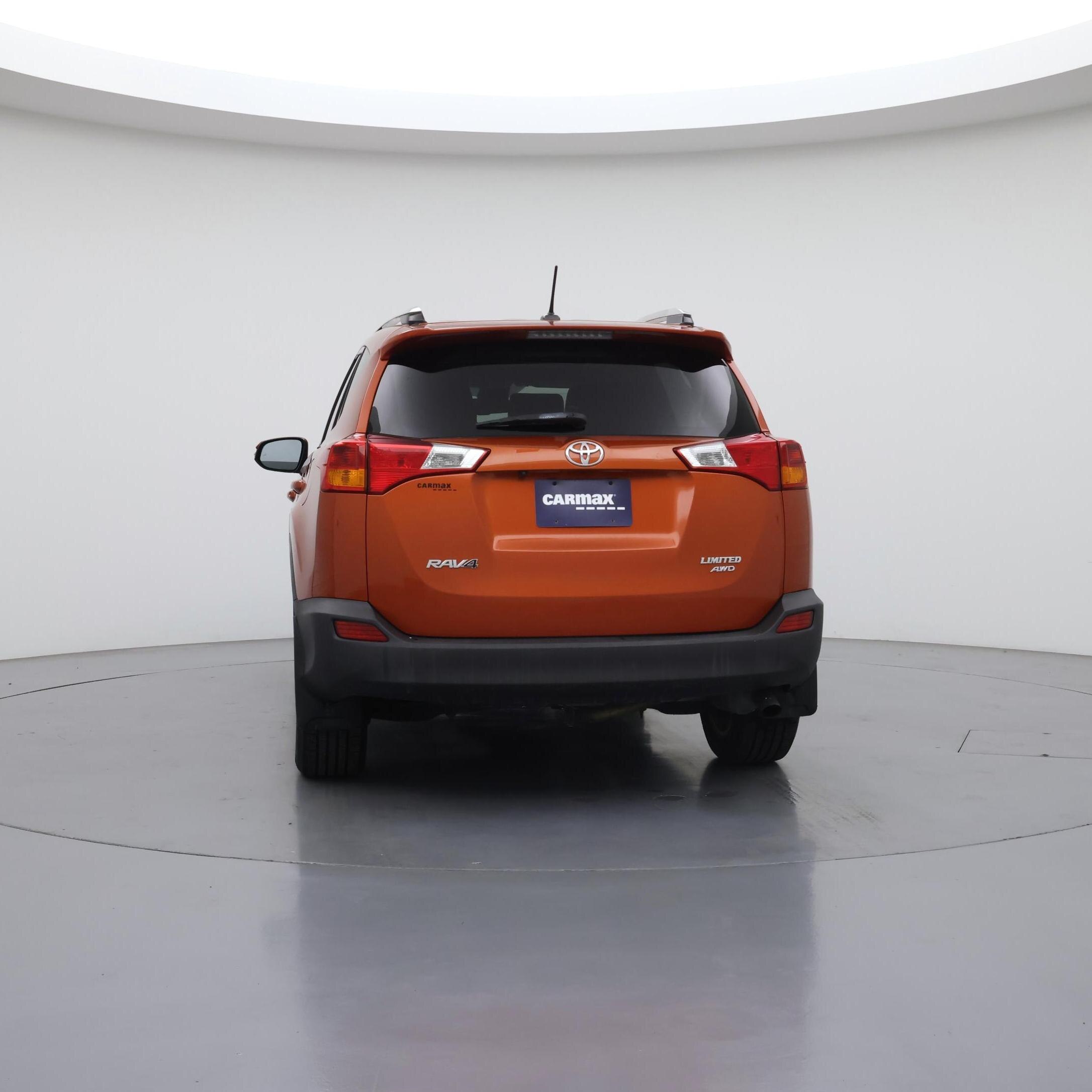 Thumbnail: 2015 Toyota RAV4 - 6