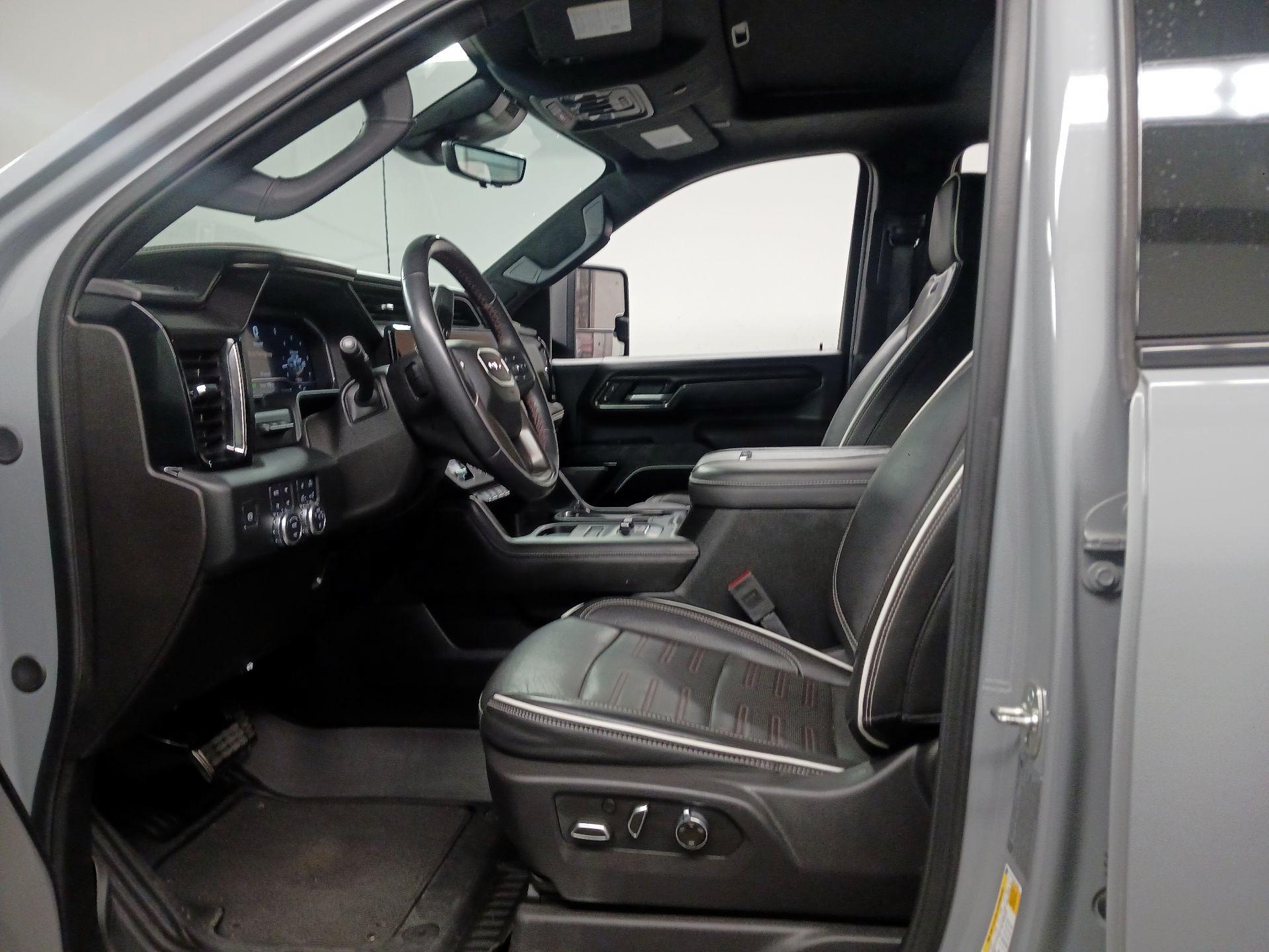 Thumbnail: 2025 GMC Sierra 2500 - 11