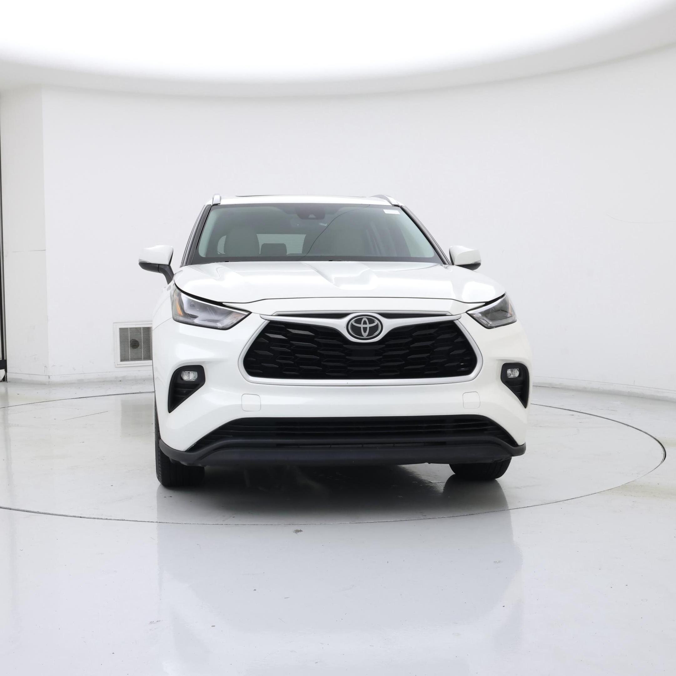 Thumbnail: 2021 Toyota Highlander - 5