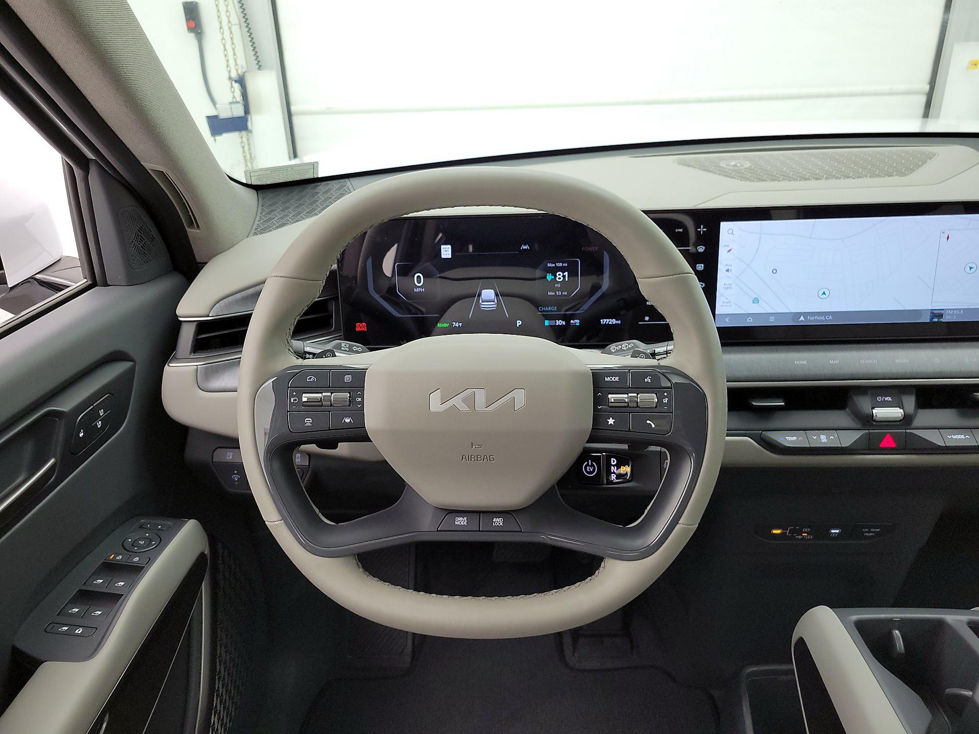 Thumbnail: 2025 Kia EV9 - 10