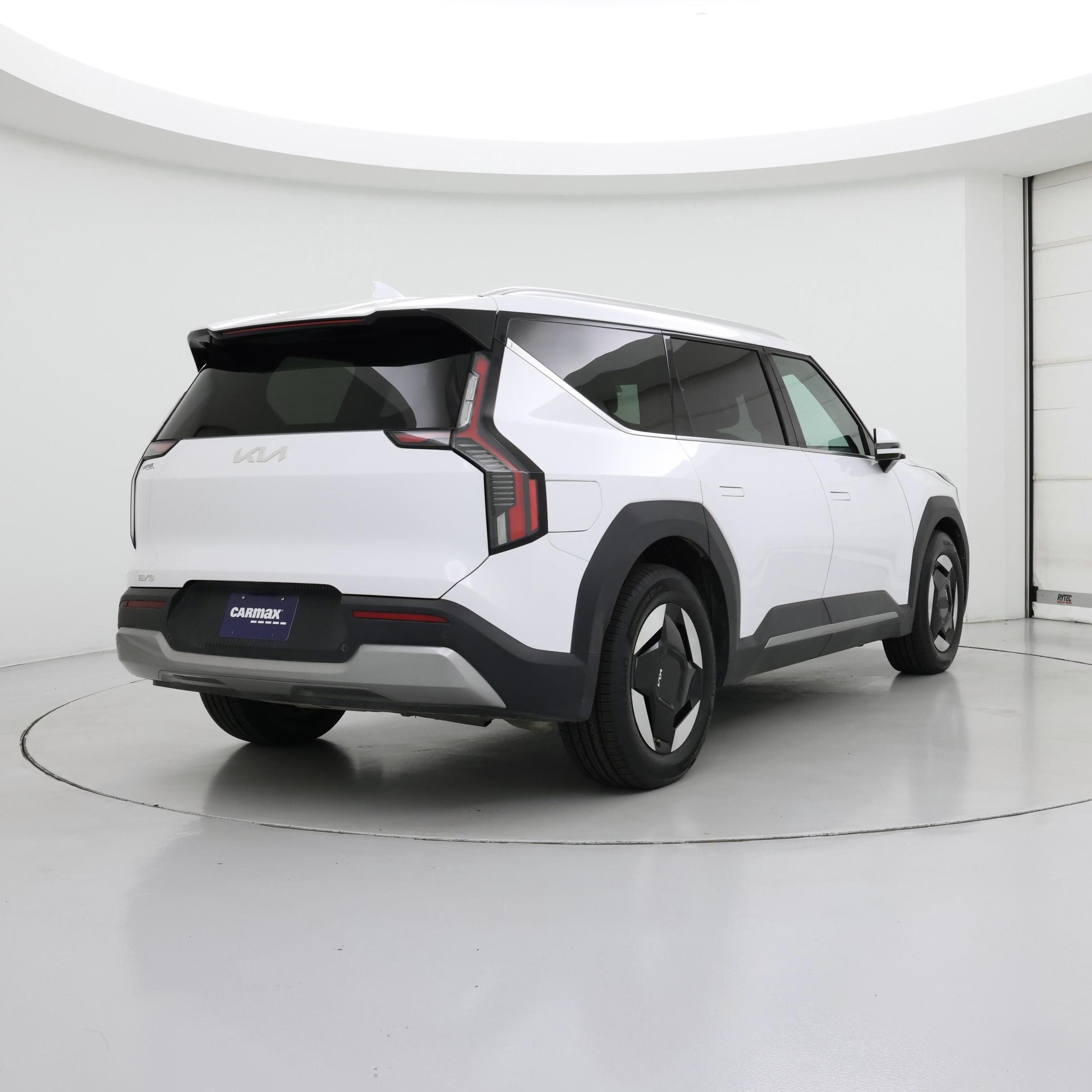 Thumbnail: 2025 Kia EV9 - 8