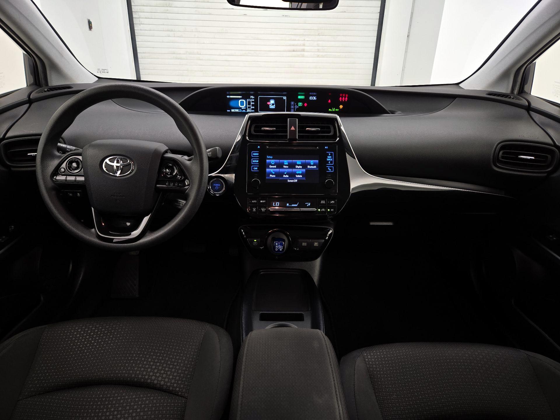 Thumbnail: 2019 Toyota Prius - 9