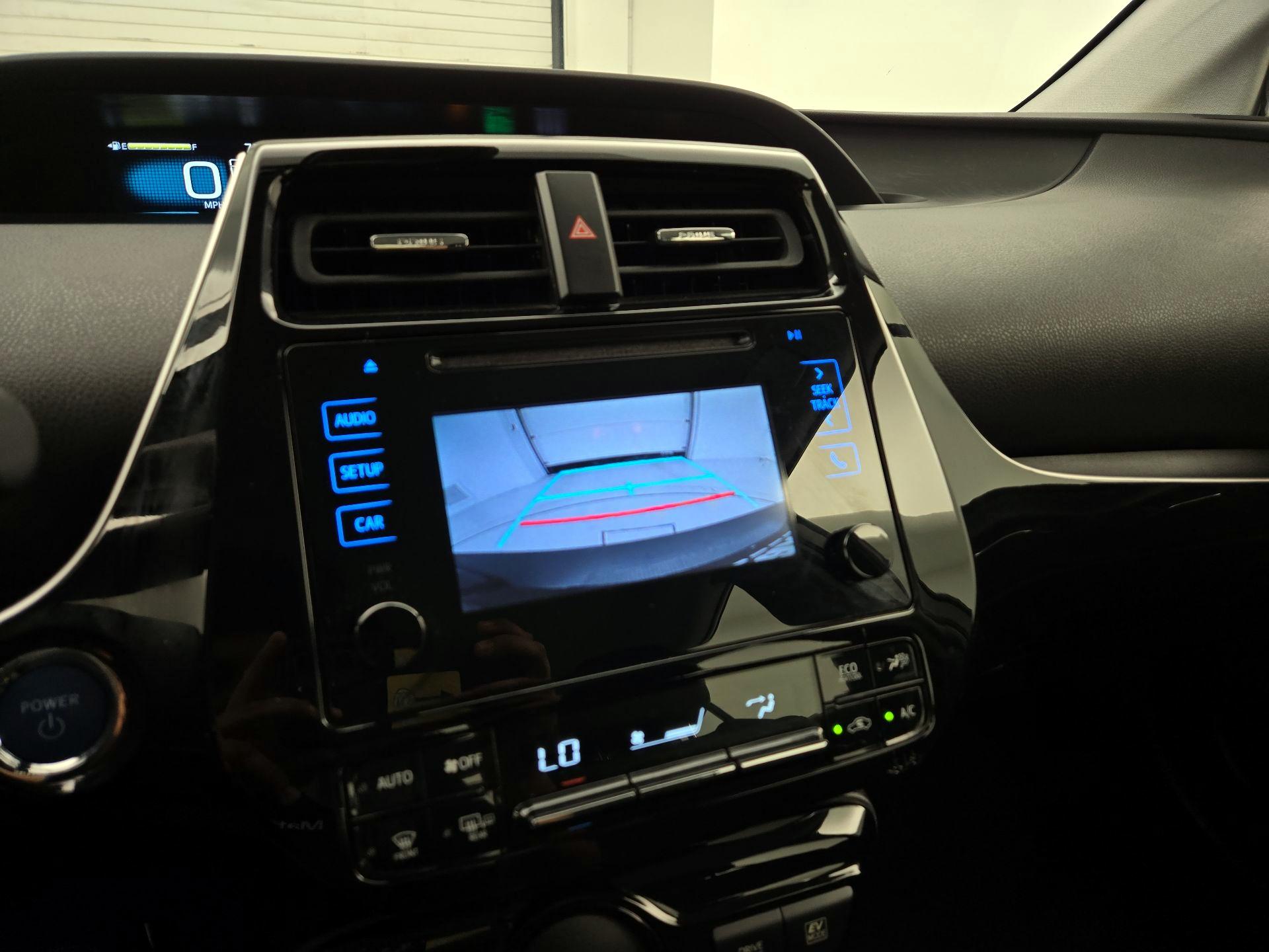 Thumbnail: 2019 Toyota Prius - 14