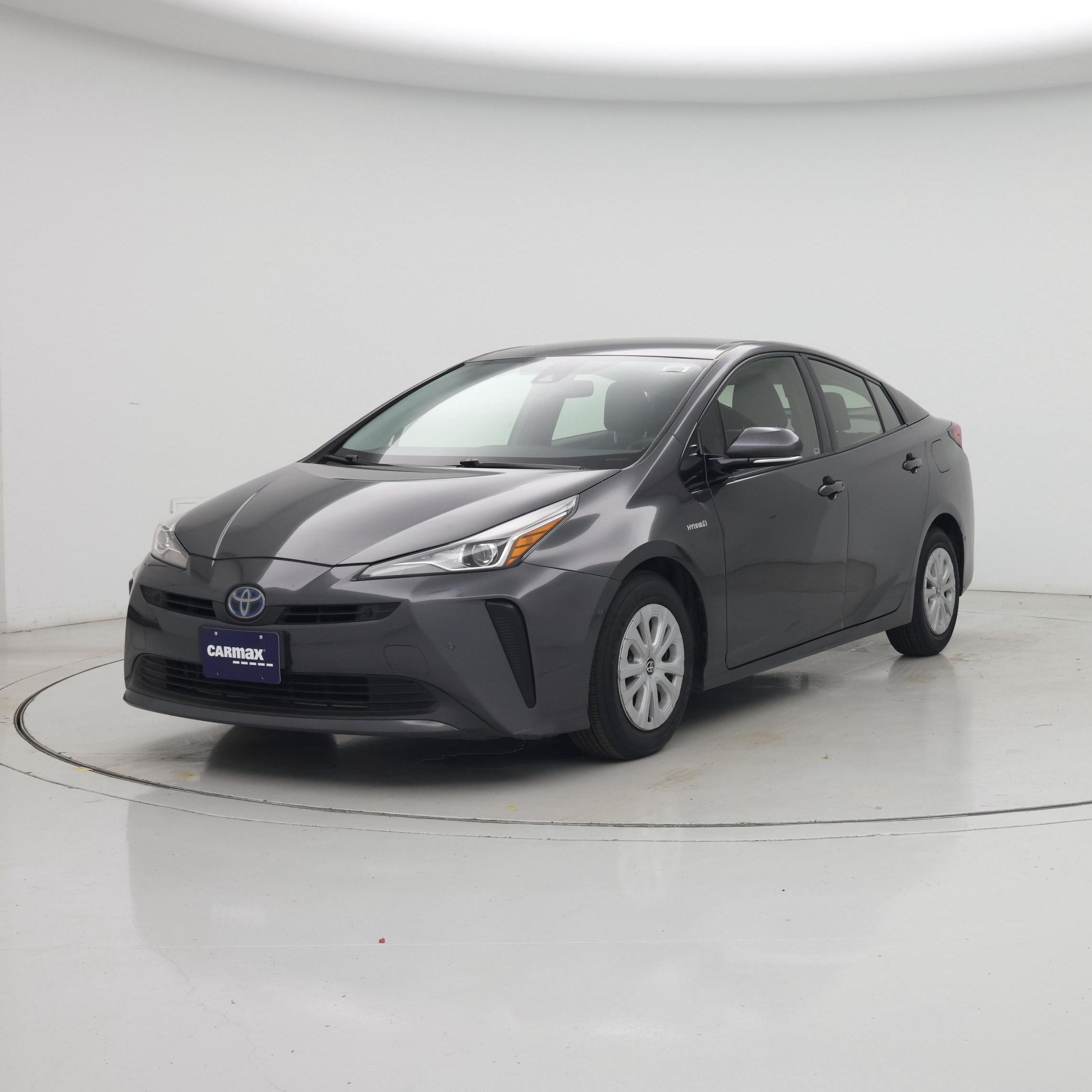 Thumbnail: 2019 Toyota Prius - 4