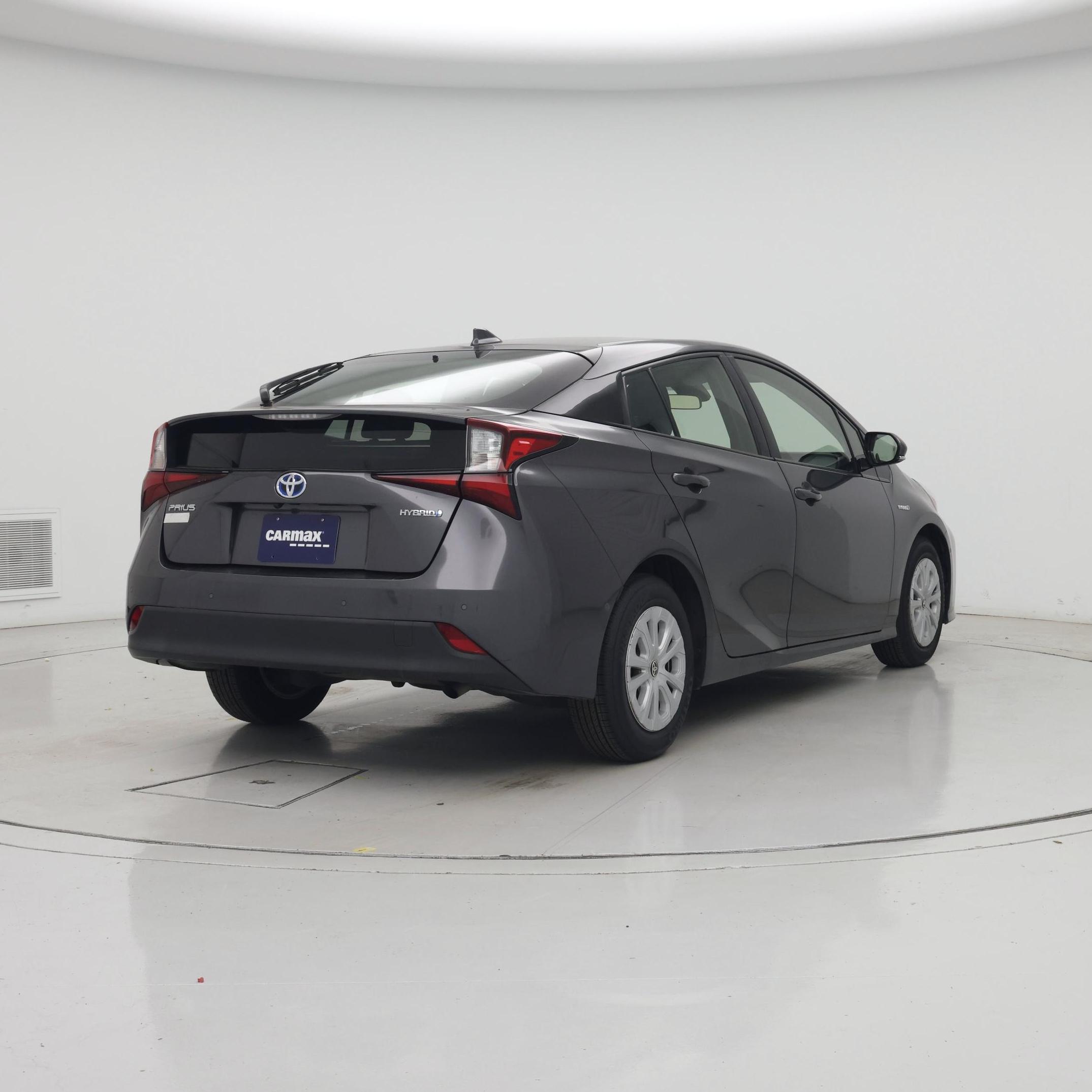 Thumbnail: 2019 Toyota Prius - 8