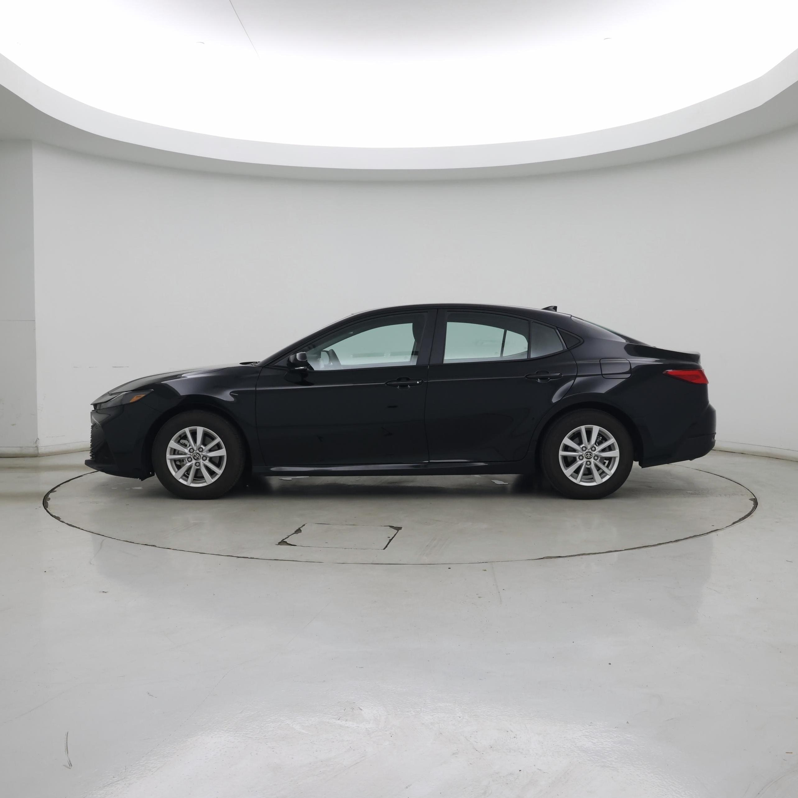 Thumbnail: 2025 Toyota Camry - 3