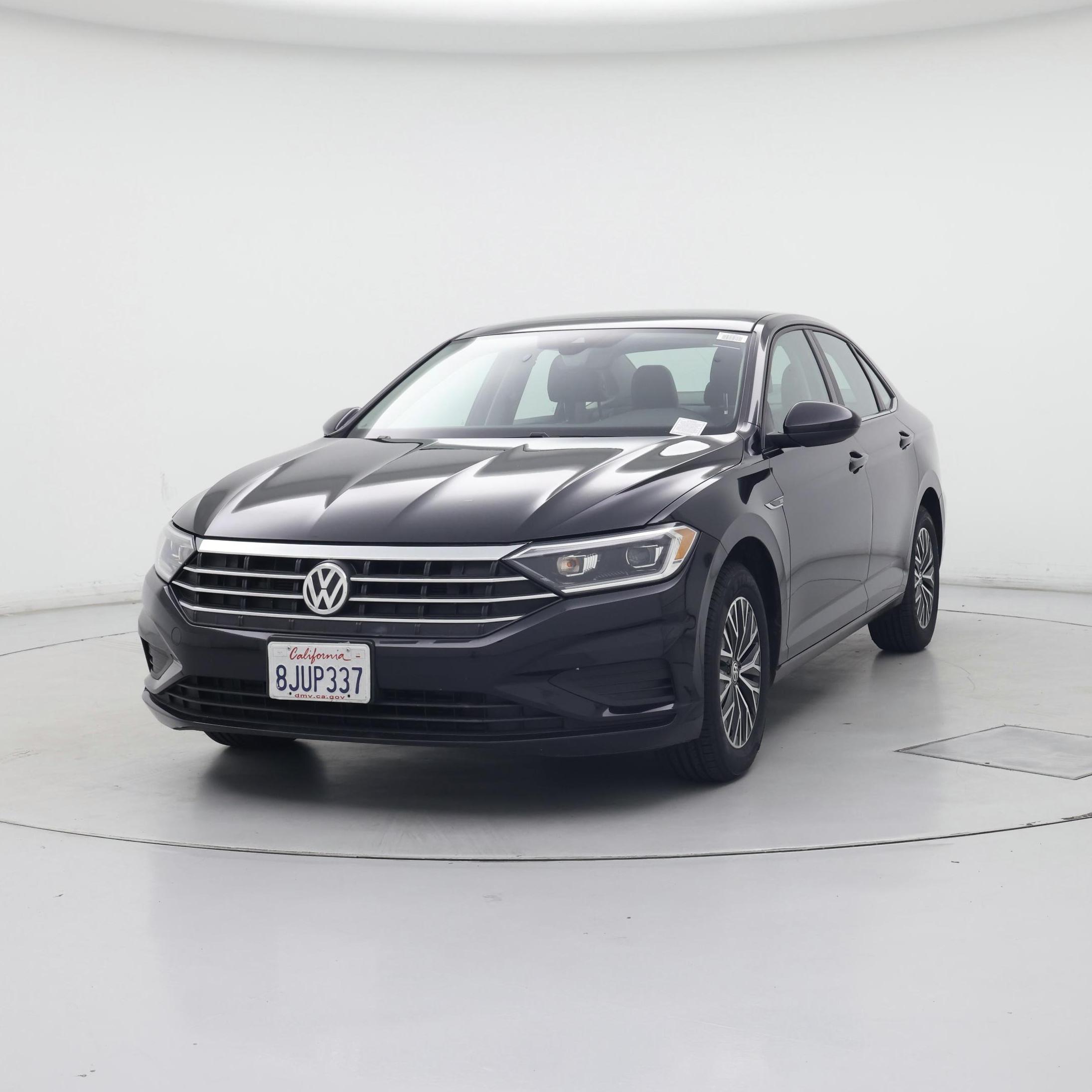 Thumbnail: 2019 Volkswagen Jetta - 4