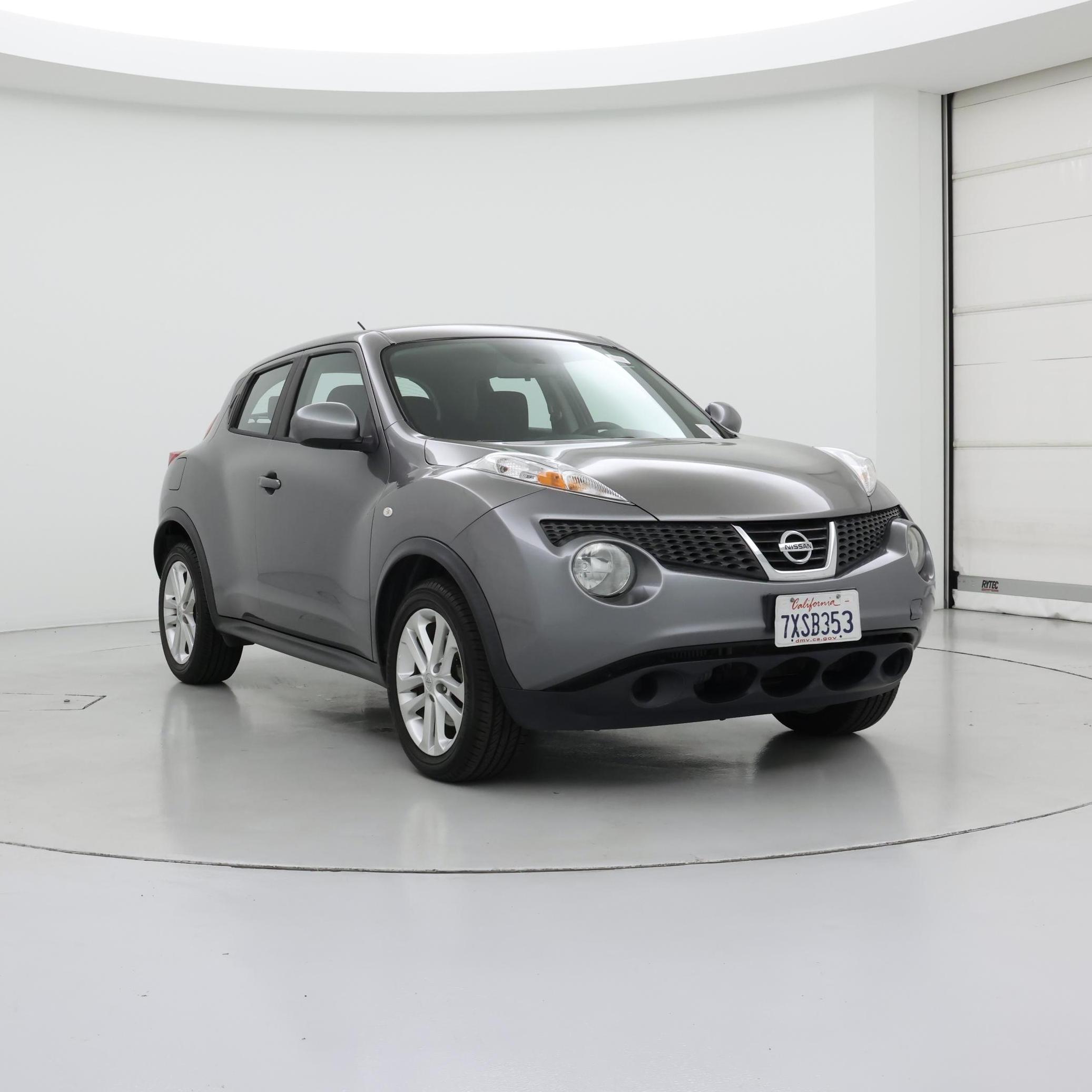 Gray 2014 Nissan Juke SUV / Crossover Front-Wheel Drive Automatic
