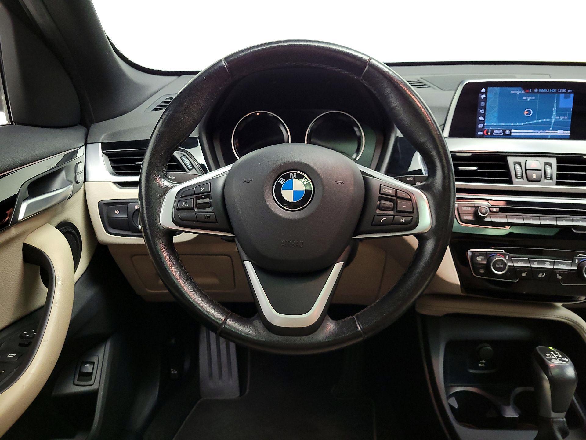 Thumbnail: 2019 BMW X1 - 10