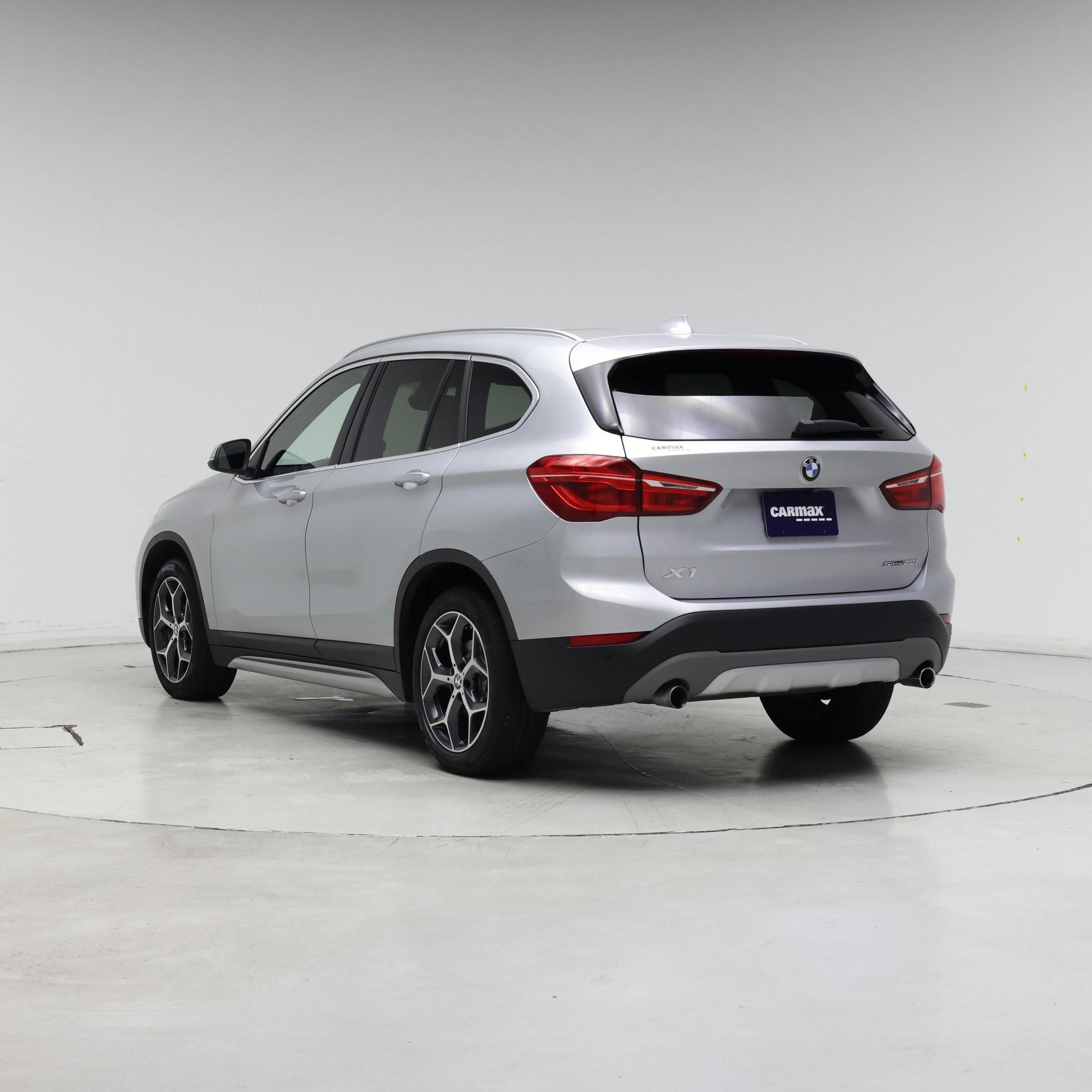 Thumbnail: 2019 BMW X1 - 2