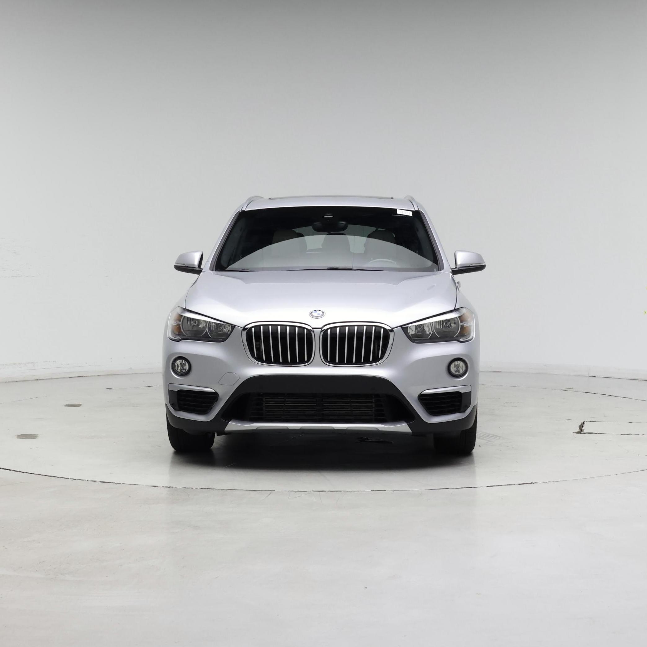 Thumbnail: 2019 BMW X1 - 5