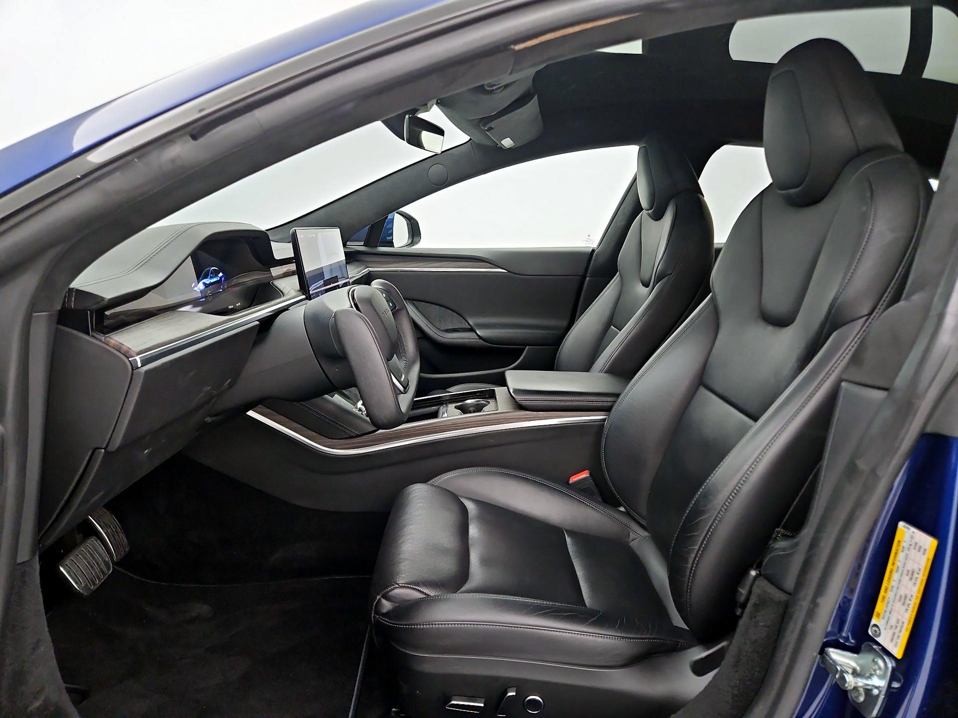 Thumbnail: 2022 Tesla Model S - 11